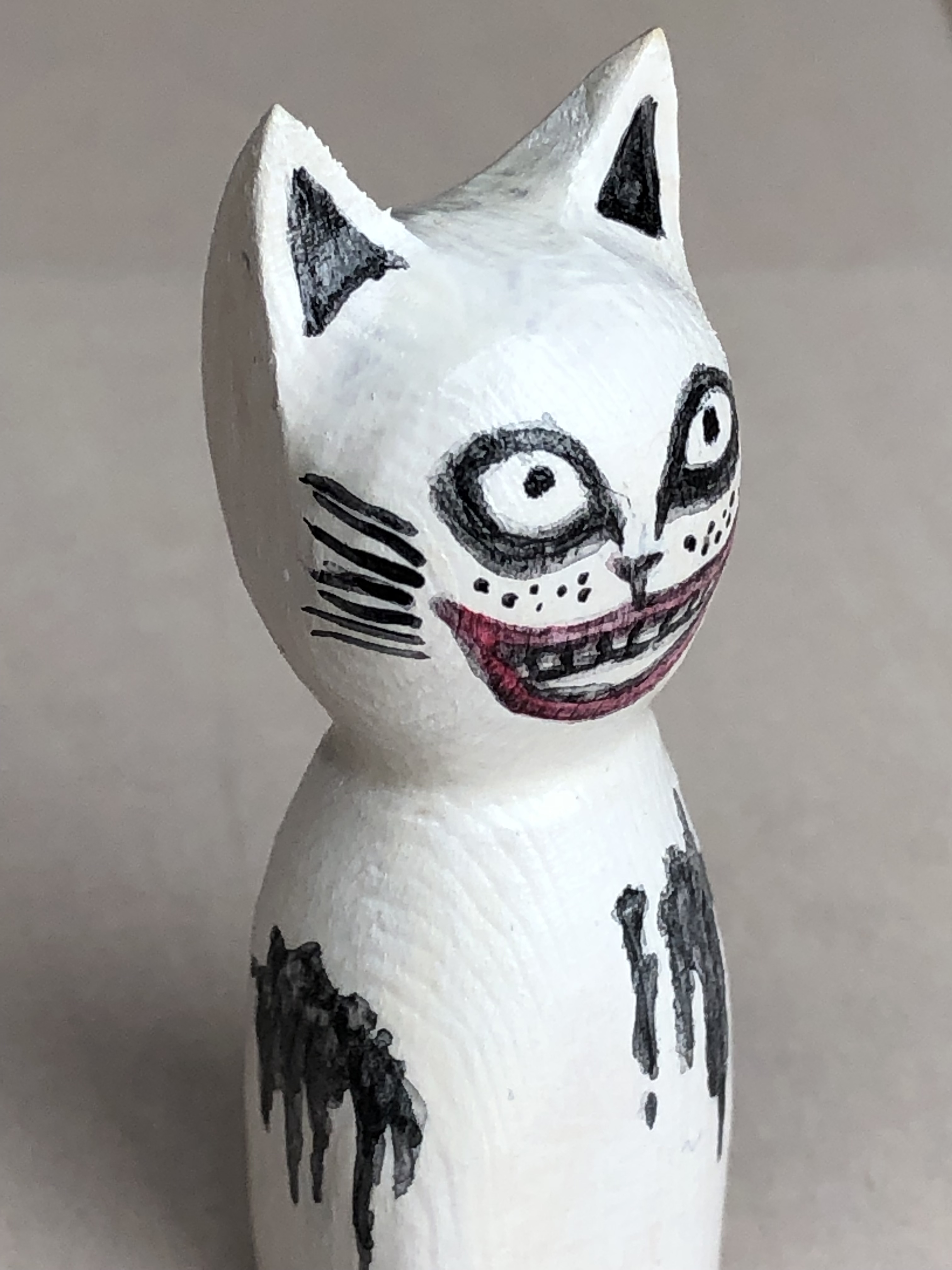 木彫りの怖 い猫 ハロウィン Iichi ハンドメイド クラフト作品 手仕事品の通販