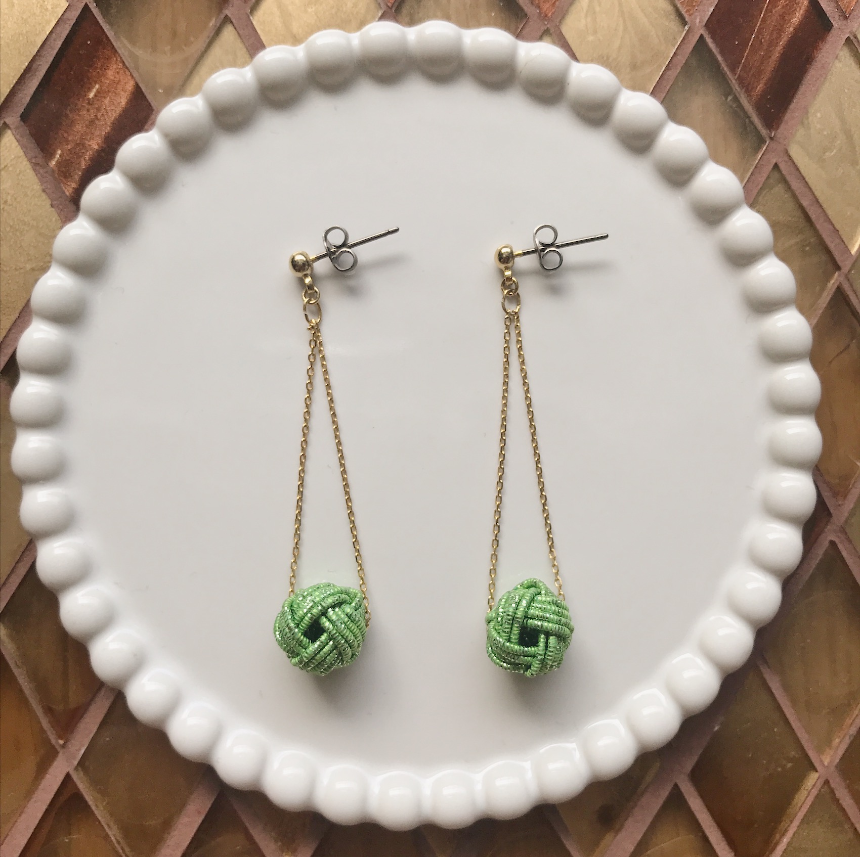 水引玉結びとダブルチェーンのピアス Iichi ハンドメイド クラフト作品 手仕事品の通販 水引玉結びとダブルチェーンのピアス Iichi ハンドメイド クラフト作品 手仕事品の通販