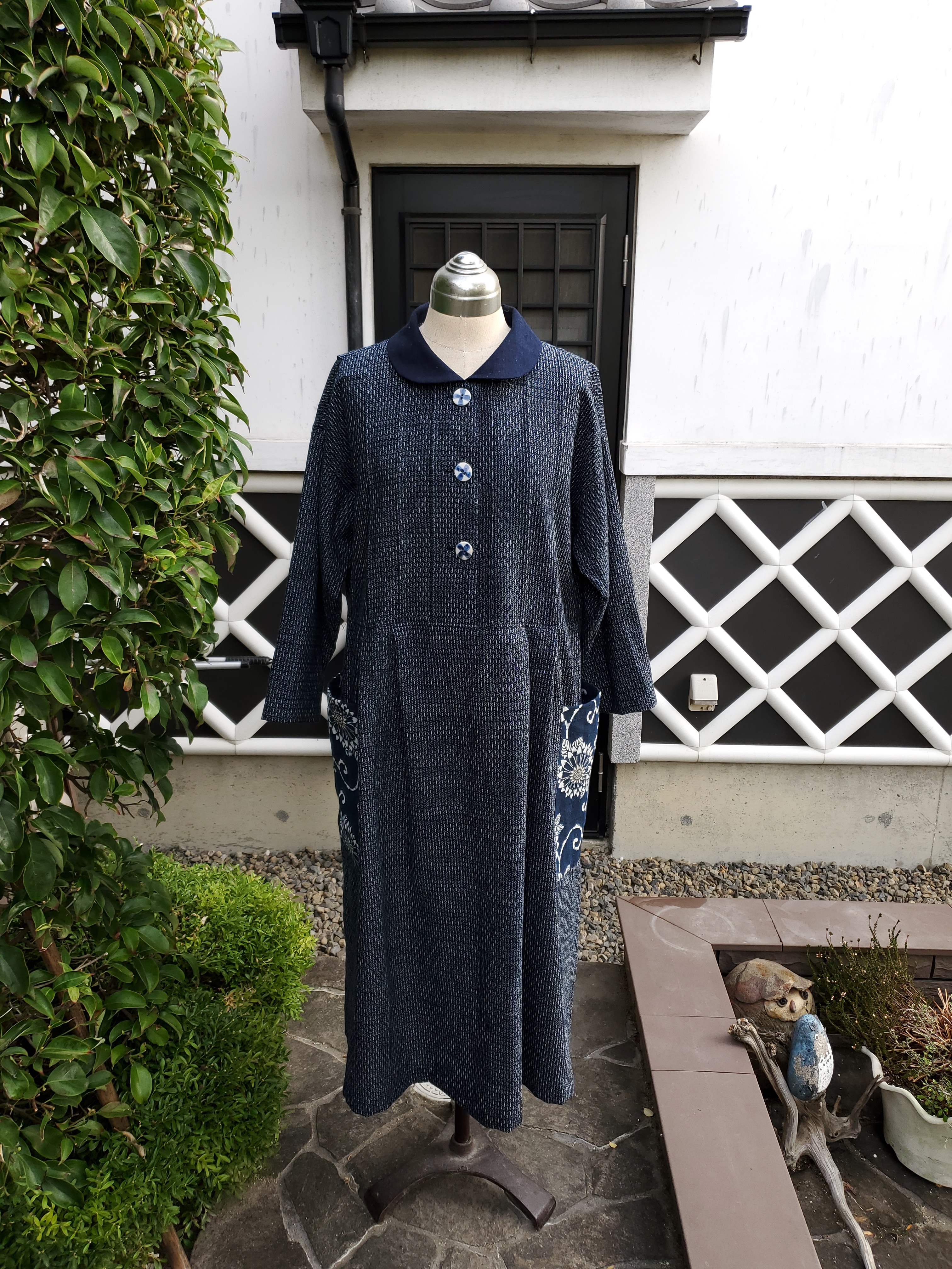 着物リメイク ハンドメイド かすり衿つき シンプル ワンピース Iichi ハンドメイド クラフト作品 手仕事品の通販