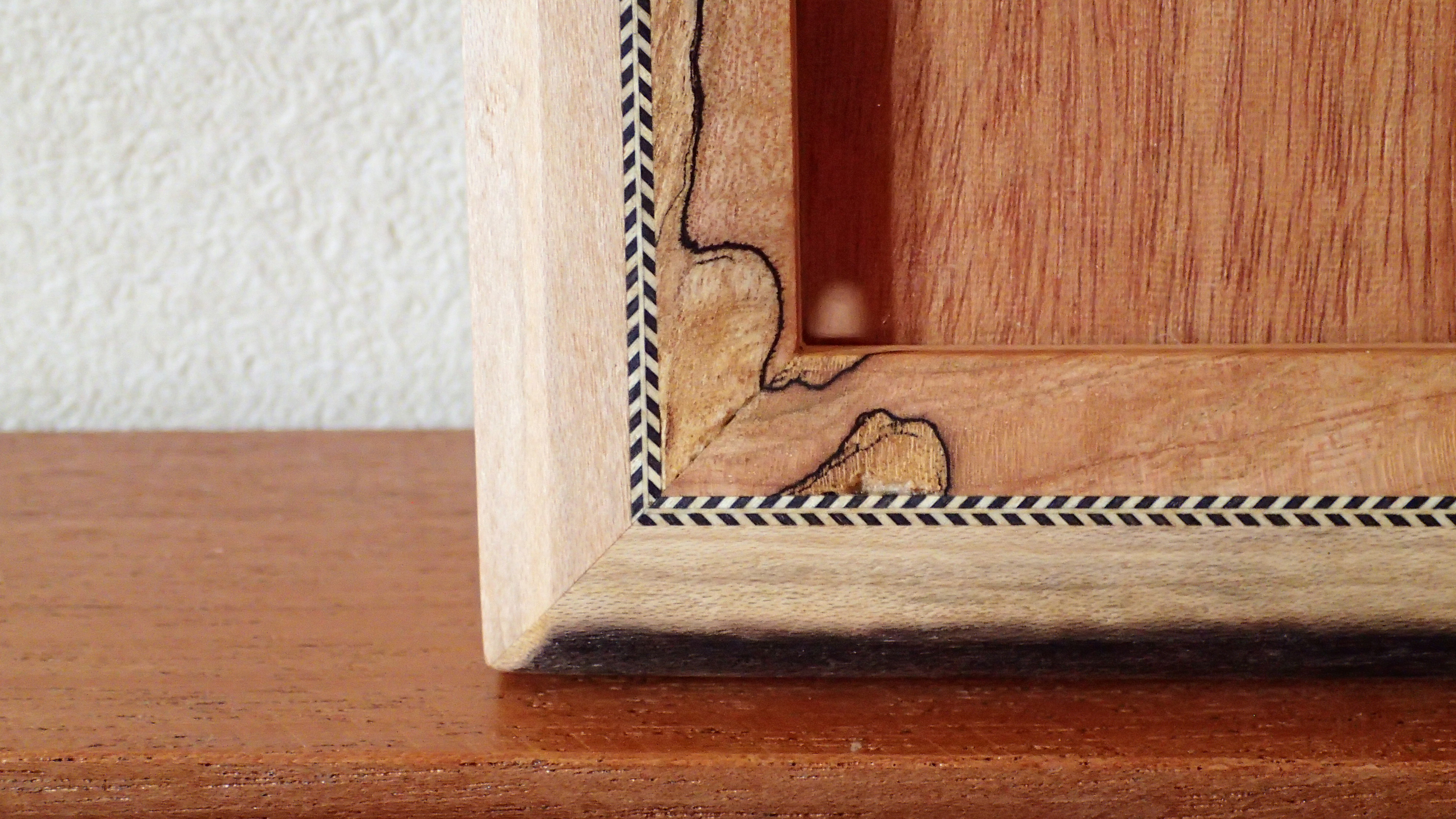 木製フォトフレーム 2L判 壁掛け用 木工品【1点もの】【送料無料 