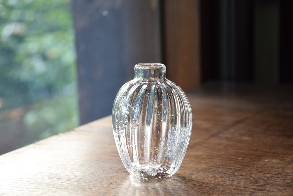 泡と縦筋の花瓶 Iichi ハンドメイド クラフト作品 手仕事品の通販