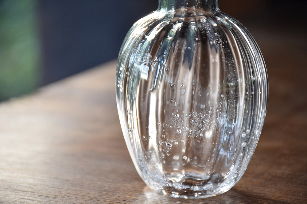 泡と縦筋の花瓶 Iichi ハンドメイド クラフト作品 手仕事品の通販