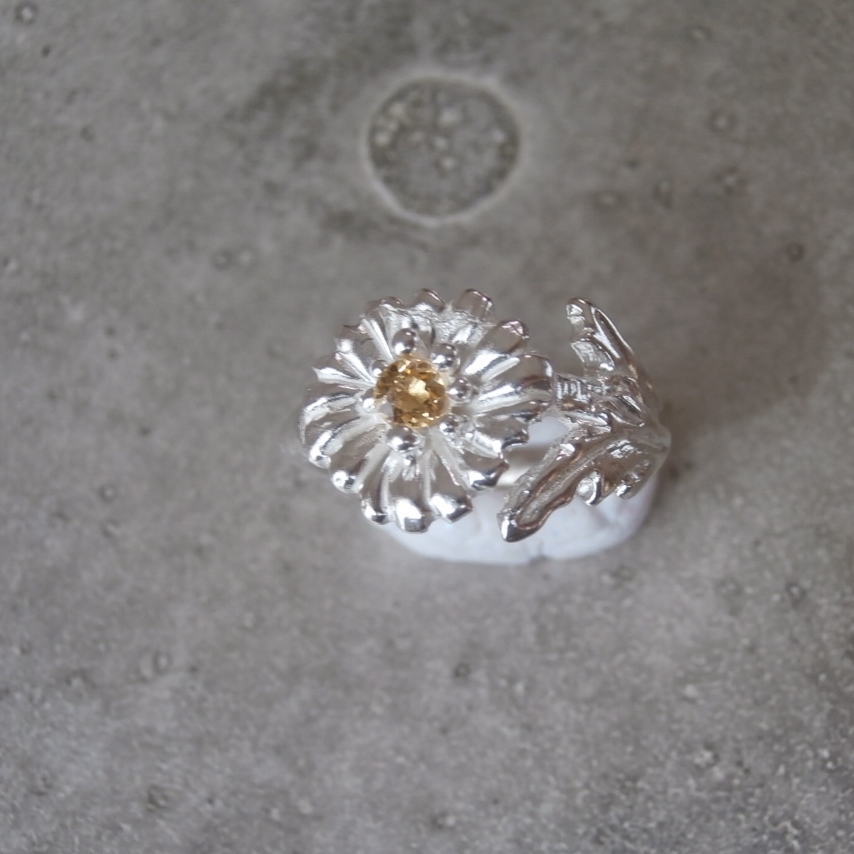 一輪の花の指輪 Iichi ハンドメイド クラフト作品 手仕事品の通販