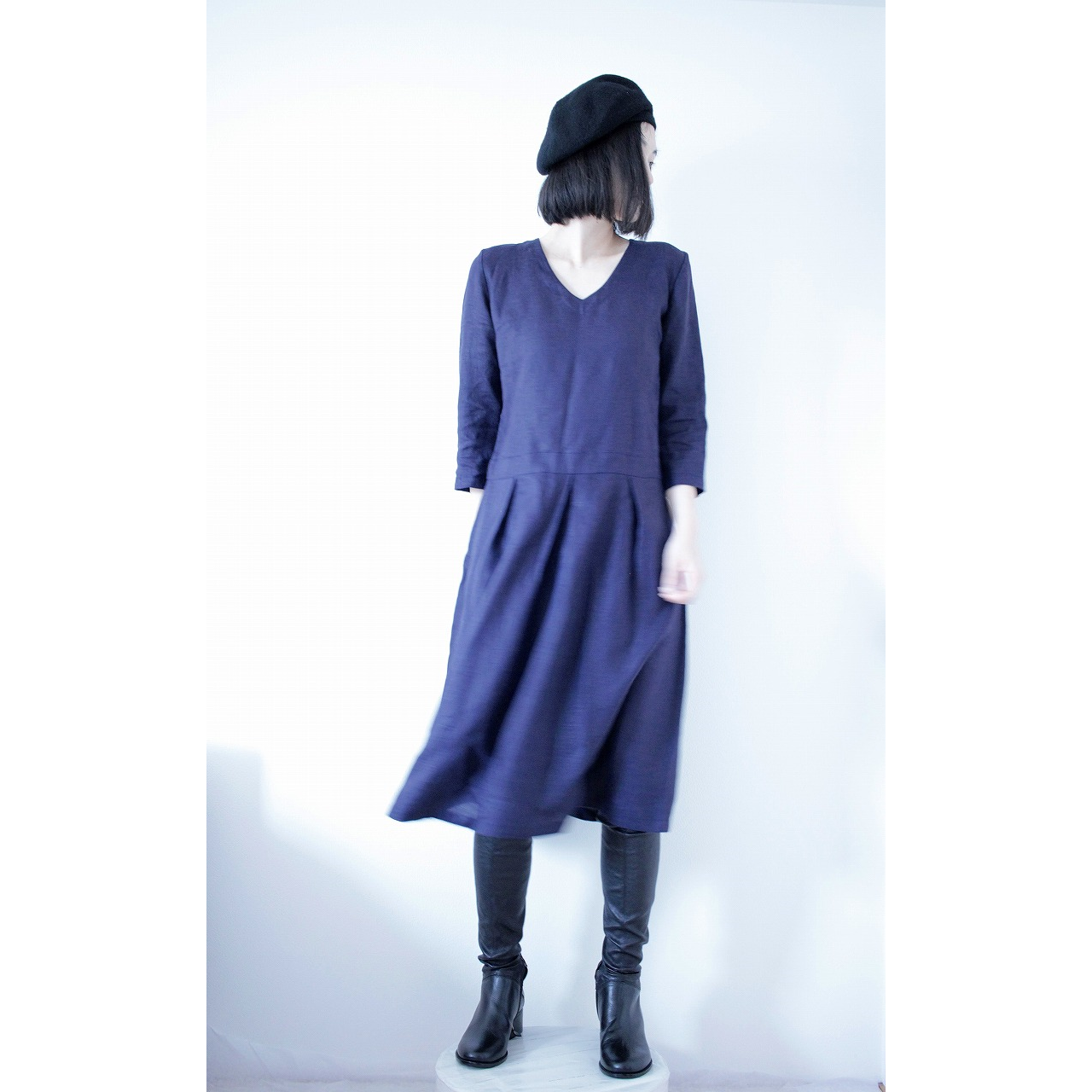 丈 袖丈長め Vネック リネンワンピース ネイビー 濃紺 Iichi ハンドメイド クラフト作品 手仕事品の通販