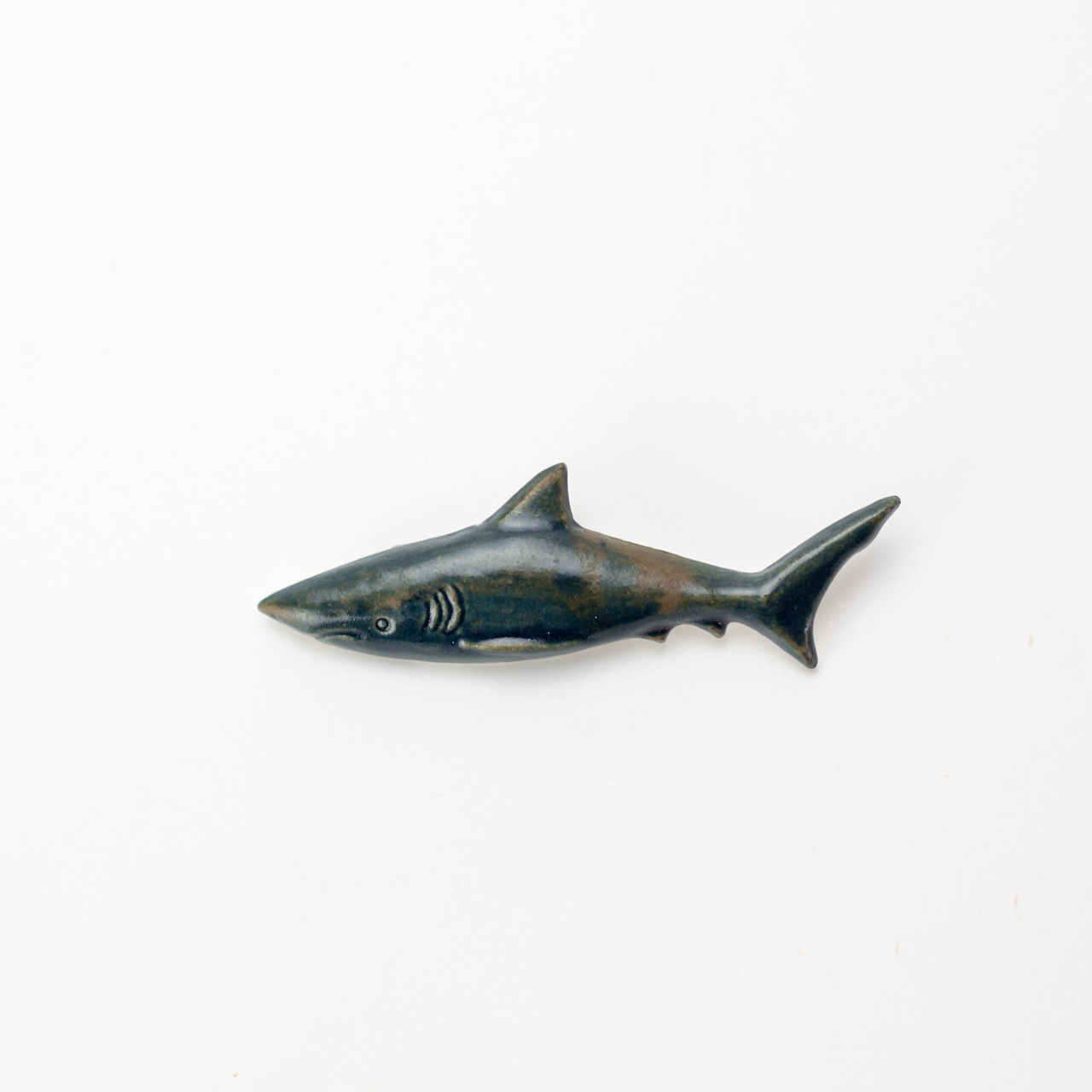 陶器ブローチ サメ 鮫 Iichi ハンドメイド クラフト作品 手仕事品の通販