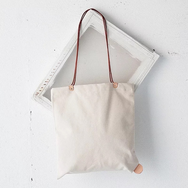 セール 3980円 3480円イタリアンレザー デザインが一味違うオシャレなエコ トートバッグ 帆布 キャンバス 男女兼用 Iichi ハンドメイド クラフト作品 手仕事品の通販