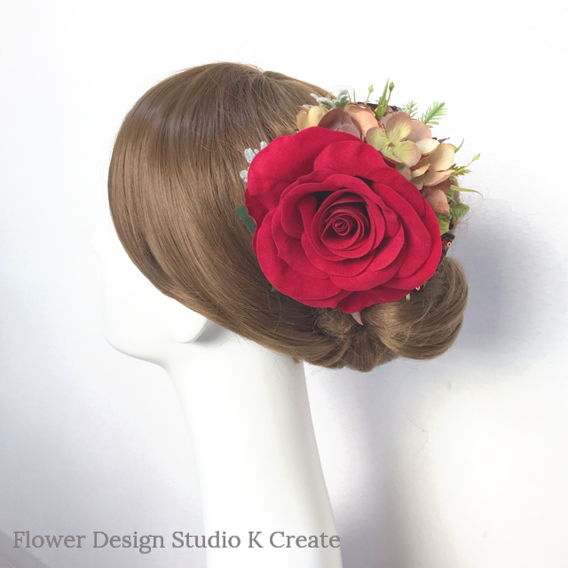 ビロードの赤い薔薇とbrbe紫陽花の髪飾り フローレス レッド ヘアクリップ Iichi ハンドメイド クラフト作品 手仕事品の通販