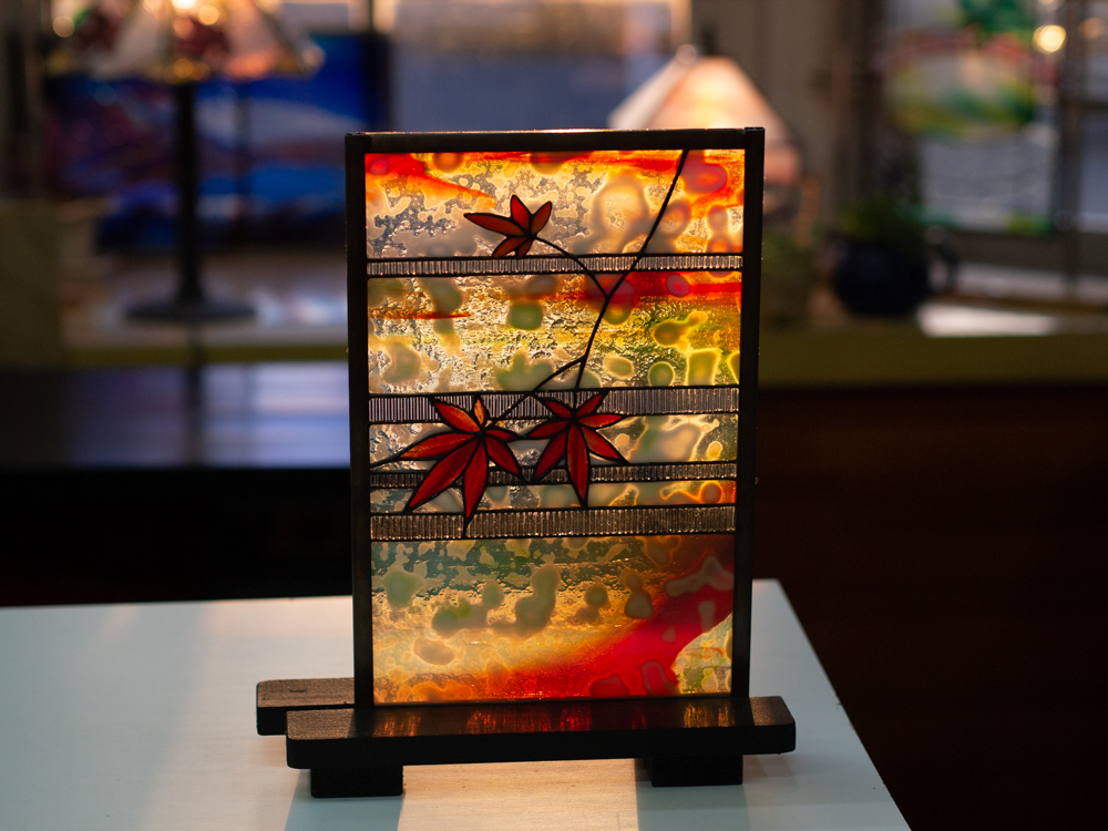 紅葉のパネル ステンドグラス もみじ Iichi ハンドメイド クラフト作品 手仕事品の通販