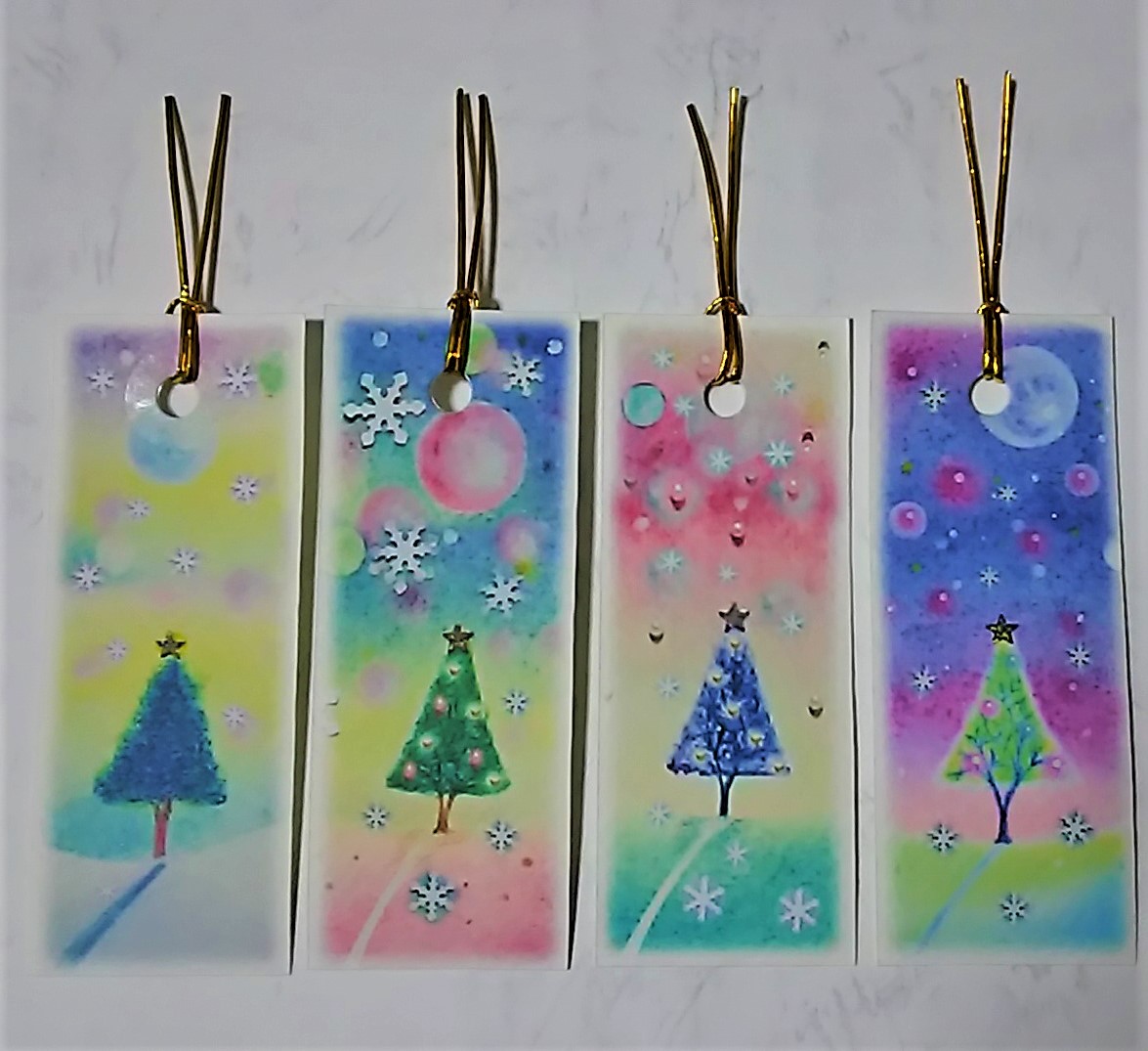 4種のクリスマスツリーの栞 しおり パステルアートのブックマーク Iichi ハンドメイド クラフト作品 手仕事品の通販