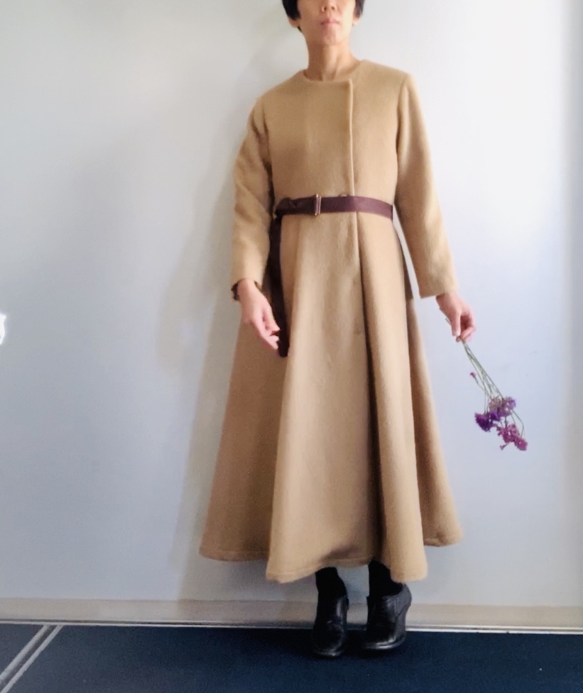 アルパカシャギー 毛並の美しいxラインのドレスコート ロング丈 ベージュ Iichi ハンドメイド クラフト作品 手仕事品の通販