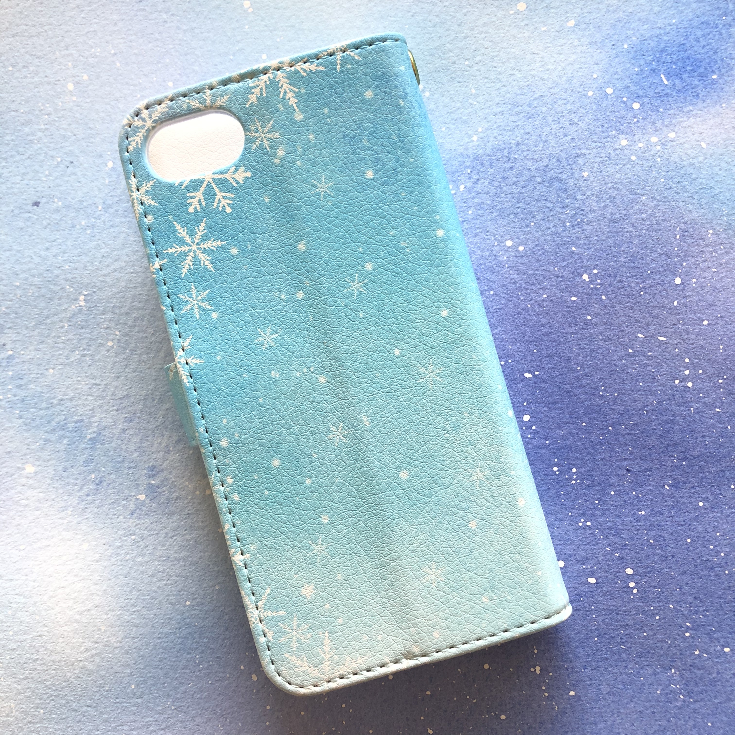 星空に雪の結晶スマホケース 手帳型 受注生産 アンドロイド Iphoneケース Iichi ハンドメイド クラフト作品 手仕事品の通販