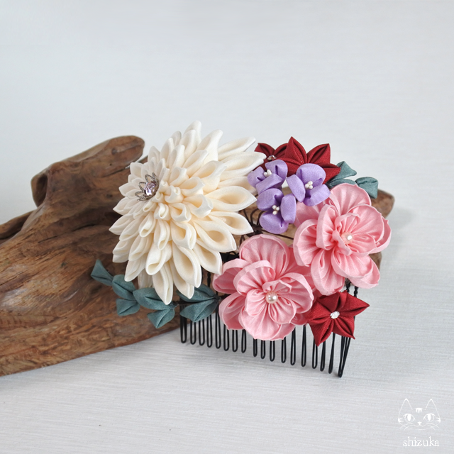 百花繚乱 コーム 桃 つまみ細工 髪飾り 成人式 卒業式 七五三 お呼ばれ Iichi ハンドメイド クラフト作品 手仕事品の通販
