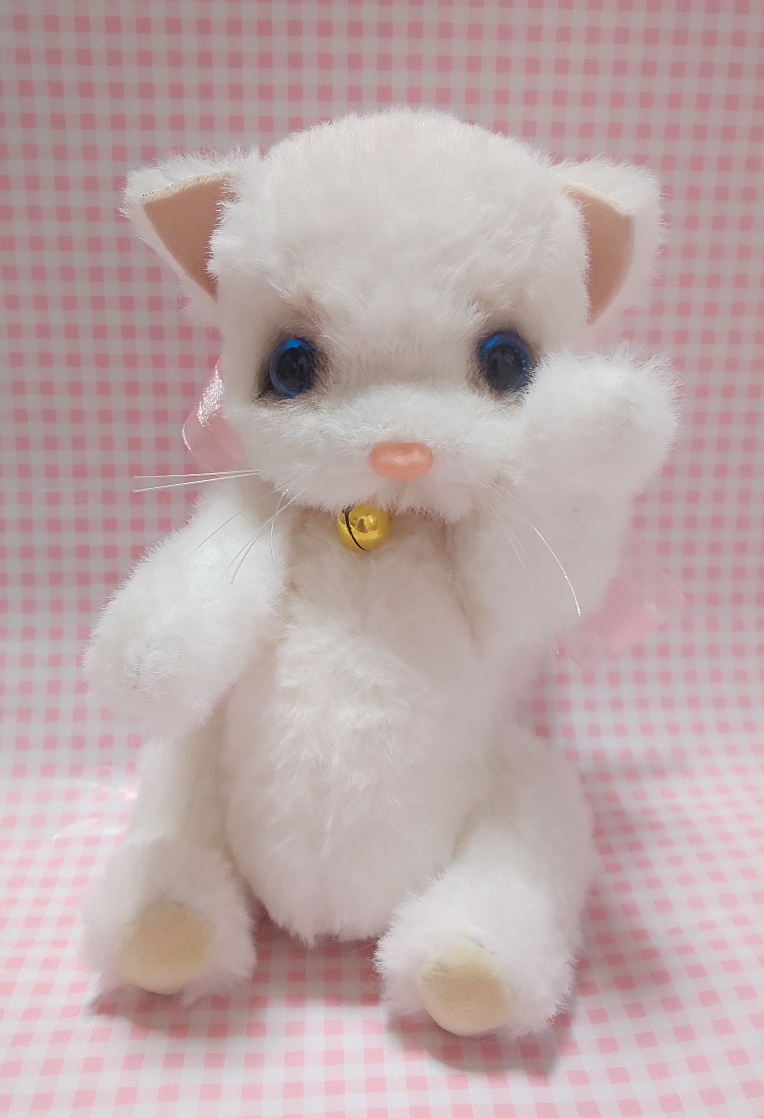 ふわふわぬいぐるみ 白い猫さん Iichi ハンドメイド クラフト作品 手仕事品の通販