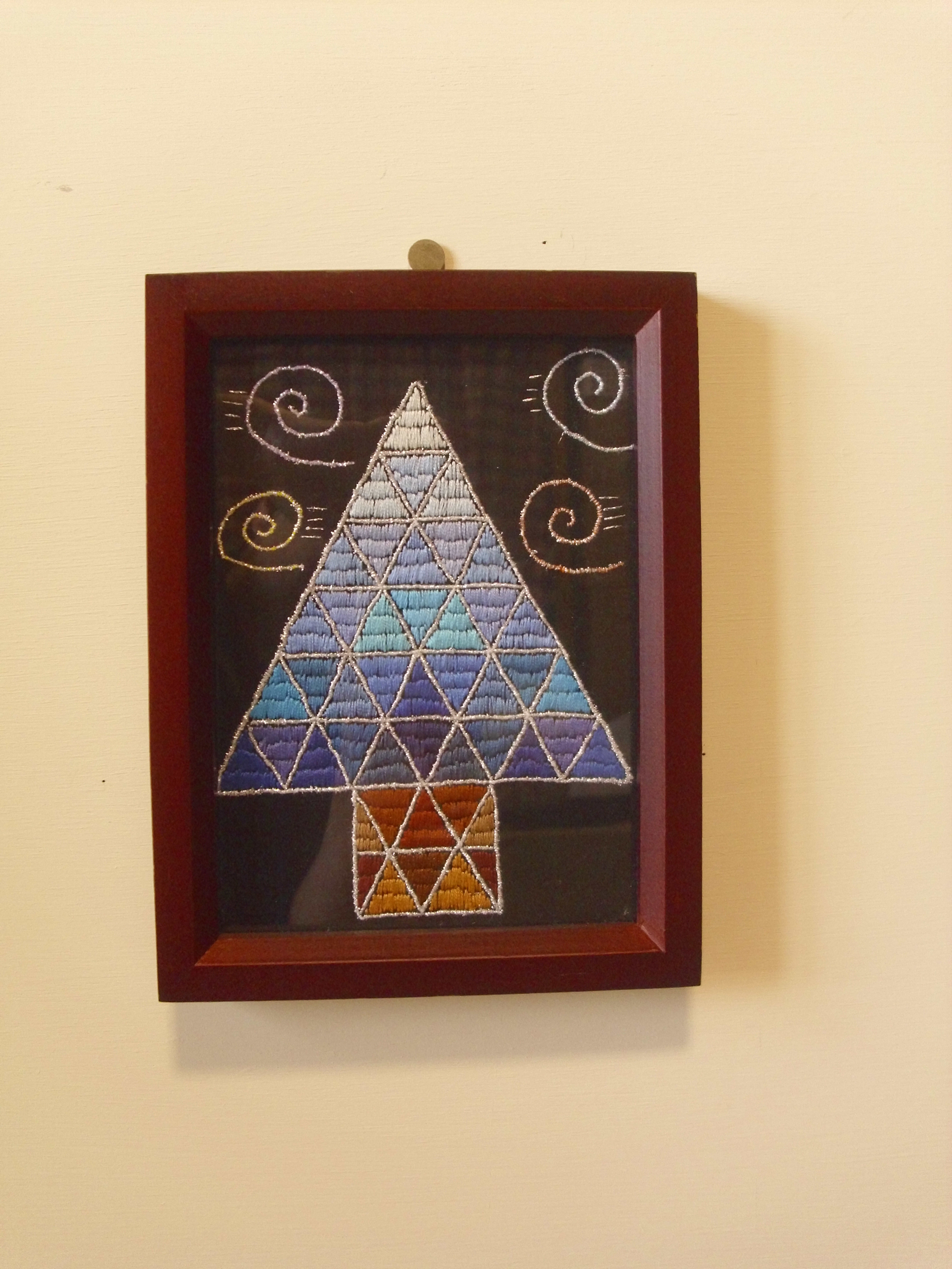 刺繍の額飾り Iichi ハンドメイド クラフト作品 手仕事品の通販