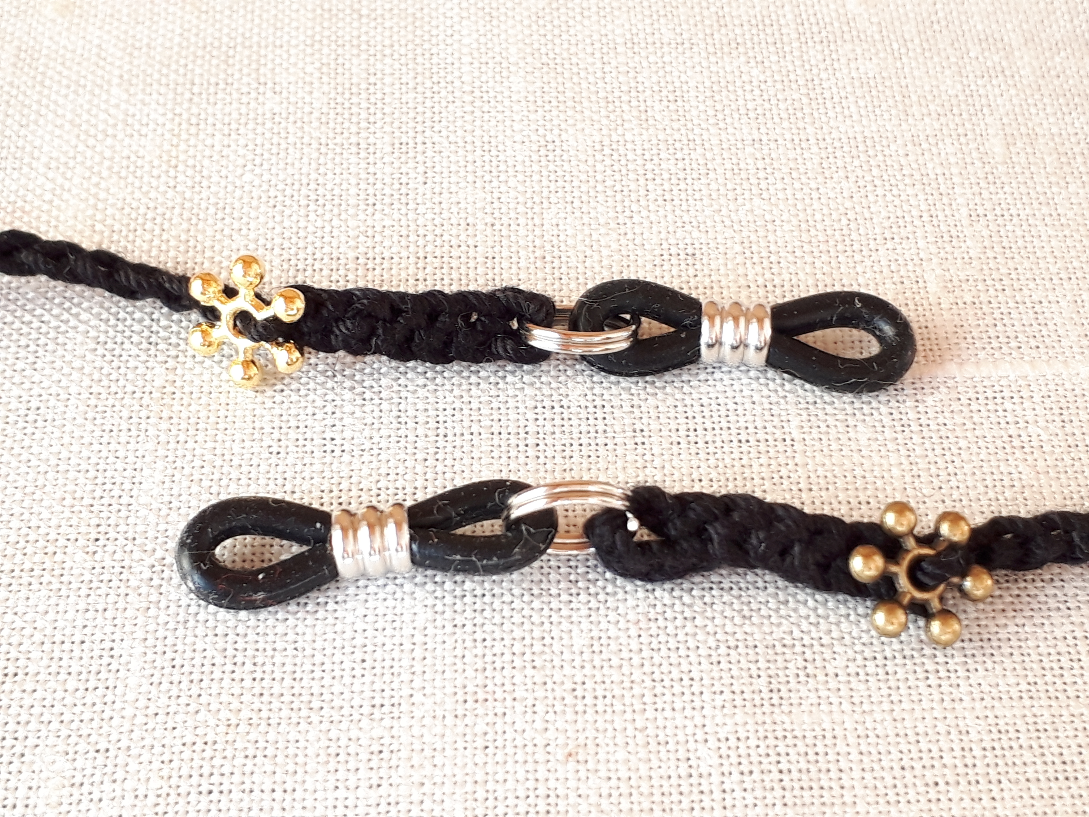 雪の結晶 編み込みメガネストラップ 黒 Iichi ハンドメイド クラフト作品 手仕事品の通販