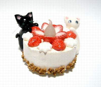 にゃんこのしっぽ いちごのキャンドルケーキ スイーツデコ 猫12 Iichi ハンドメイド クラフト作品 手仕事品の通販