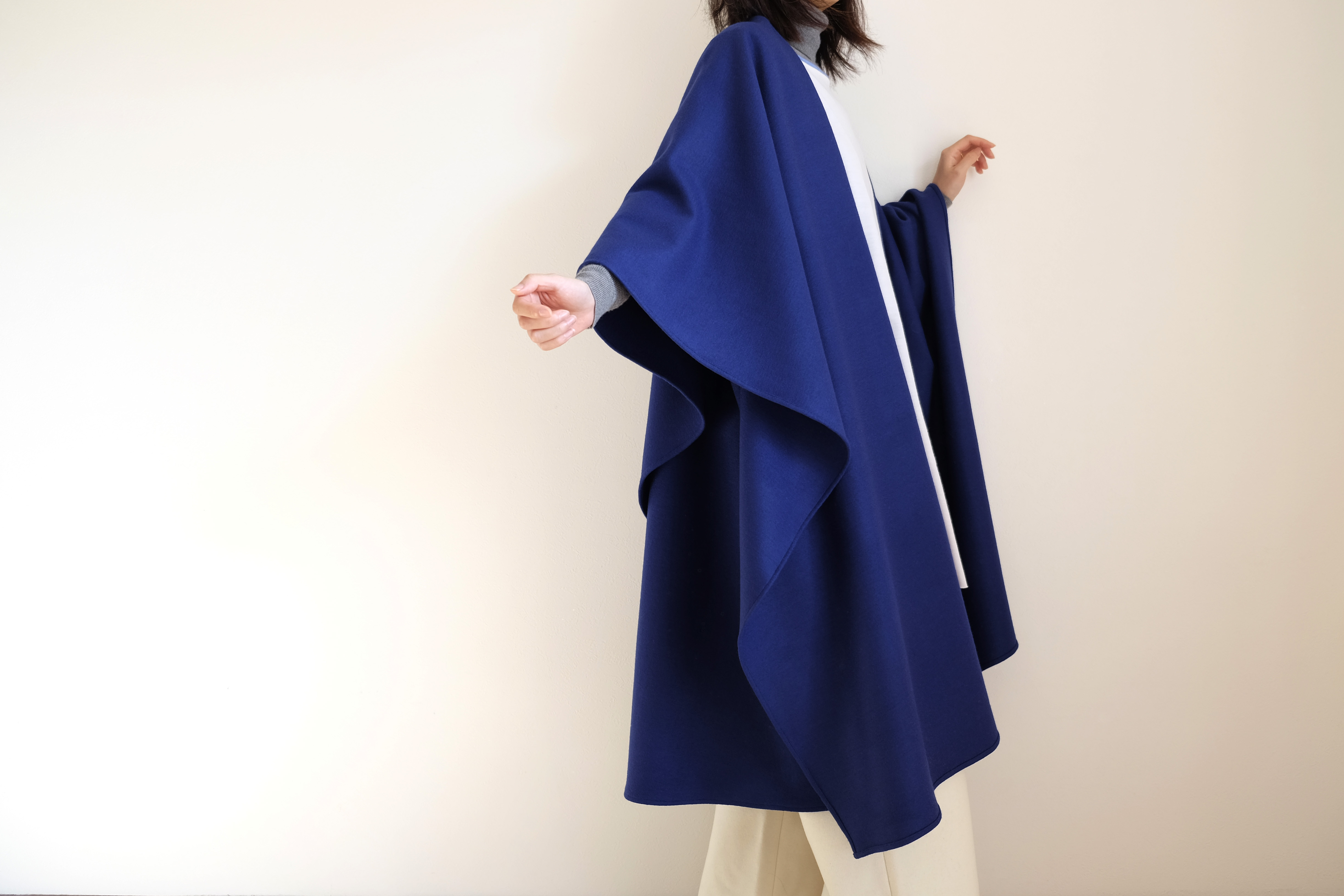 ロング ケープ コート Re 1say 圧縮 ウール ジャージー ロイヤルブルー Long Cape 受注製作 Iichi ハンドメイド クラフト作品 手仕事品の通販