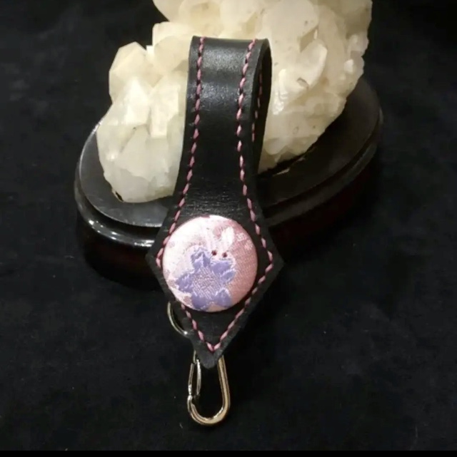 京都西陣織コンチョ 栃木レザーキーホルダー Iichi ハンドメイド クラフト作品 手仕事品の通販