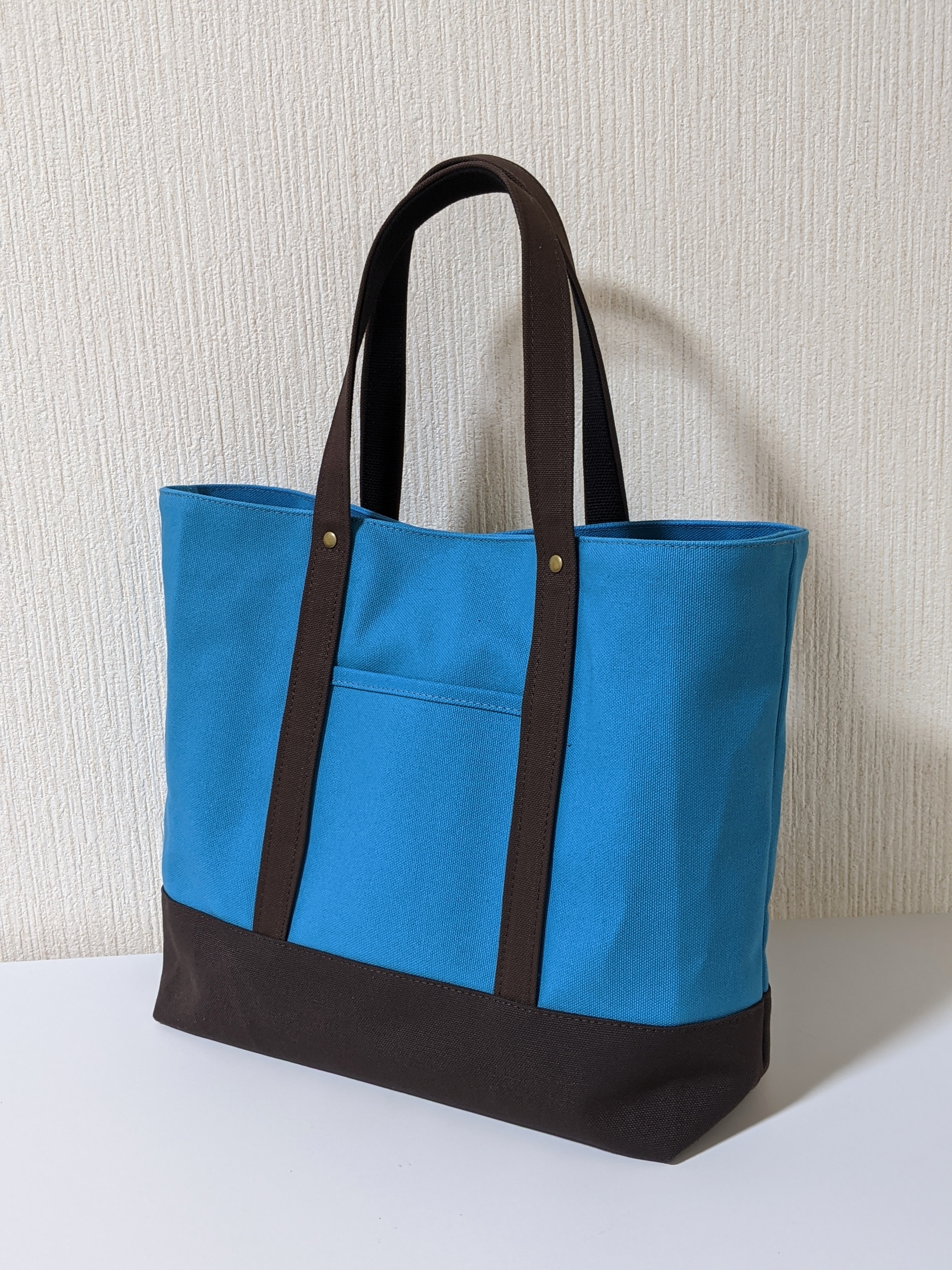 ターコイズブルー ブラウン帆布トートバッグ Iichi ハンドメイド クラフト作品 手仕事品の通販