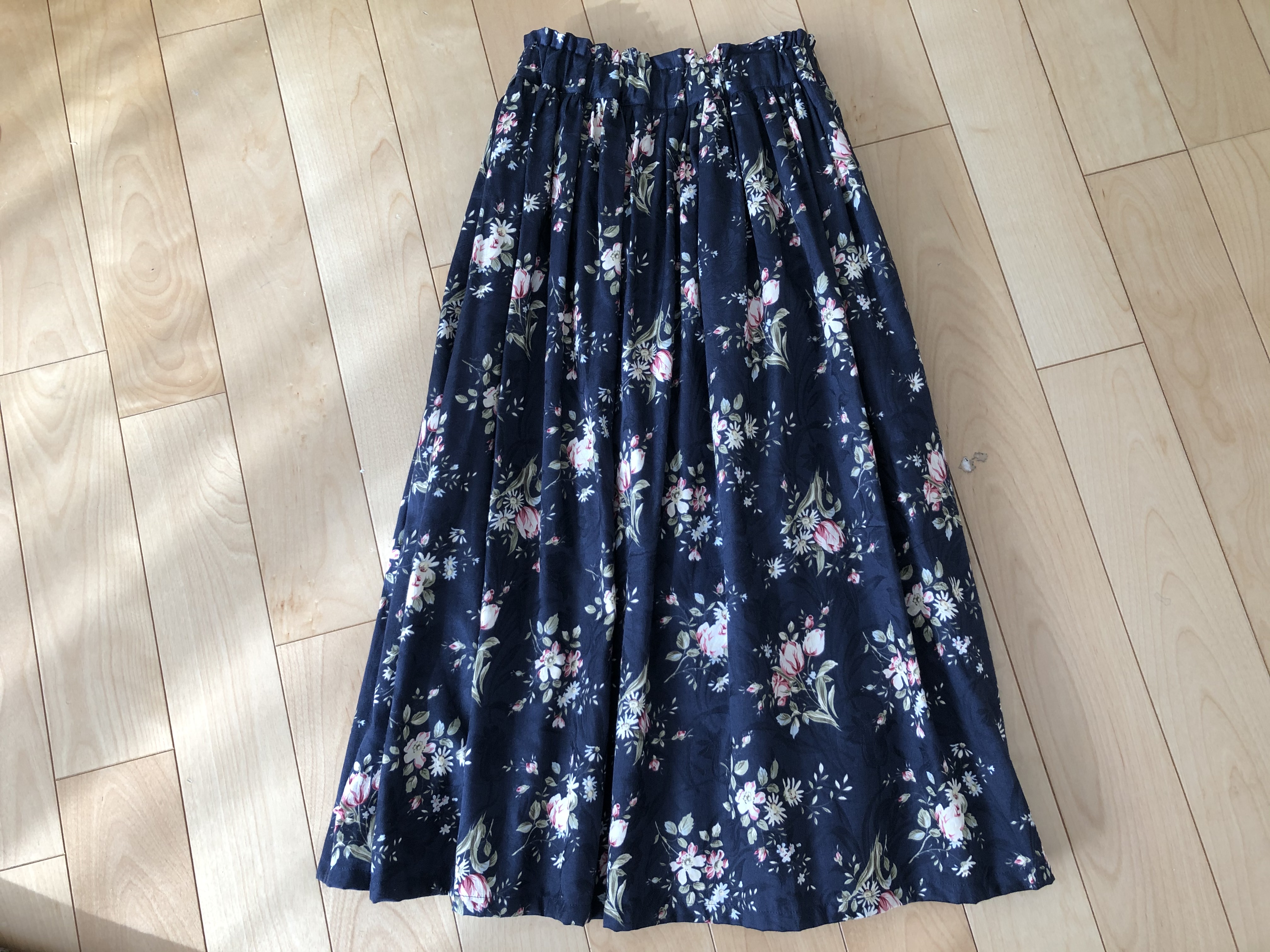 Sale チューリップの花ジャガードスカート ネイビー Iichi ハンドメイド クラフト作品 手仕事品の通販