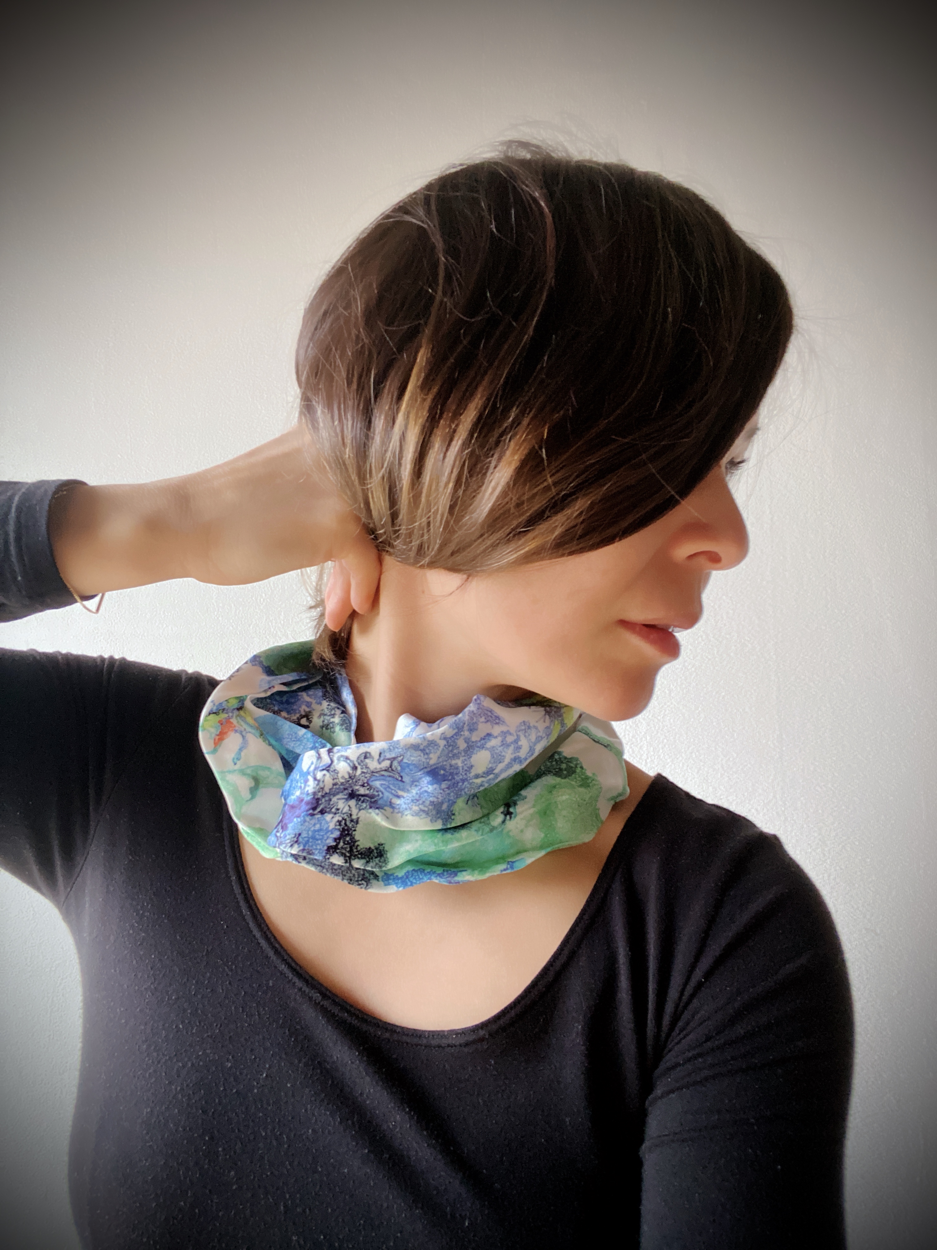 オリジナルプリントのシルクヘアーバンド Iichi ハンドメイド