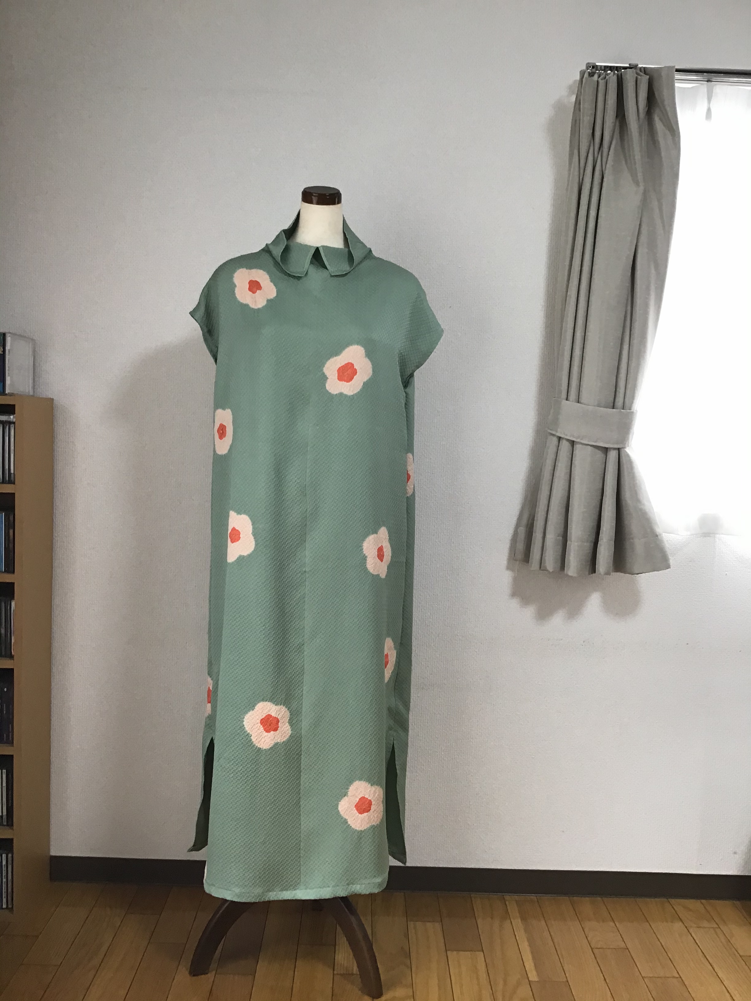 着物リメイクワンピース 緑地に白い花 ペチコート付 Iichi ハンドメイド クラフト作品 手仕事品の通販