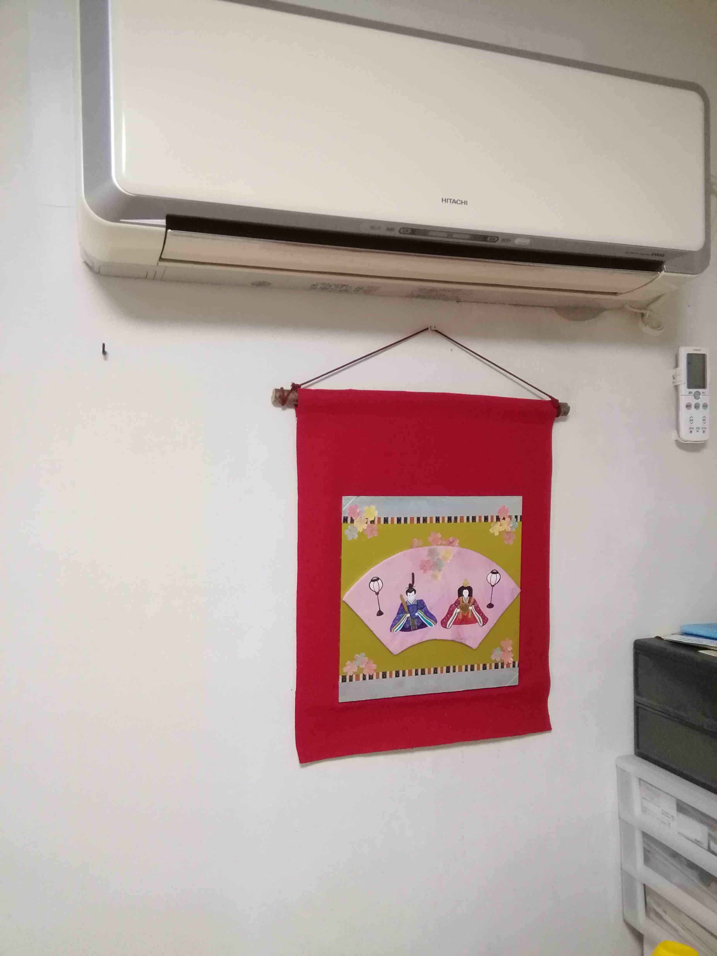完成品 お雛さまのタペストリー 壁に掛ければ即 ひな祭り ２つの飾り方を楽しめます Iichi ハンドメイド クラフト作品 手仕事品の通販