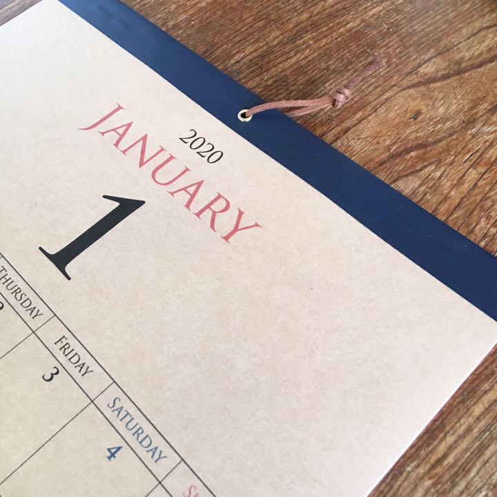 年 9月始まり 壁掛けカレンダー クラフト紙 ブラウン ネイビーテープ 切取式 Iichi ハンドメイド クラフト作品 手仕事品の通販