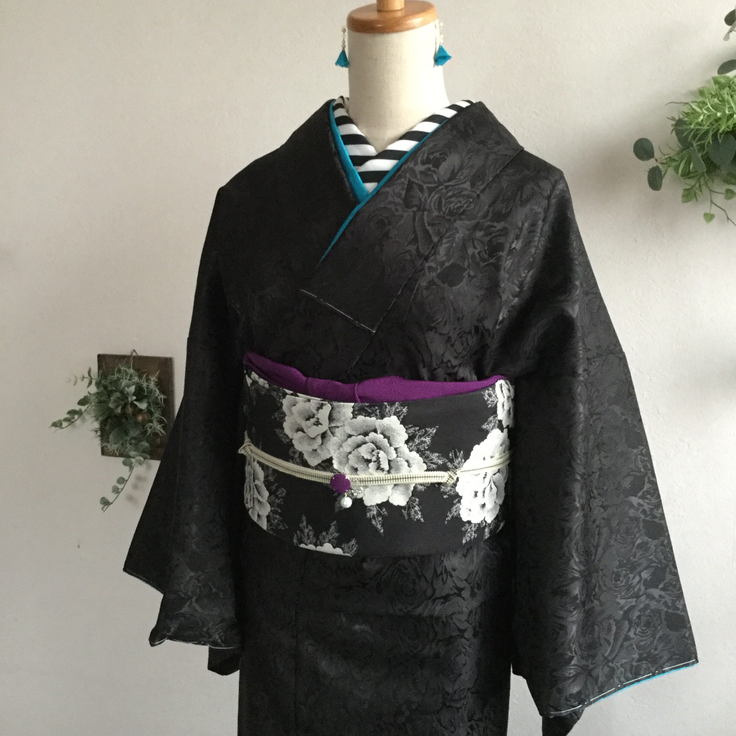 黒薔薇 袷着物 受注生産になりました Iichi ハンドメイド クラフト作品 手仕事品の通販