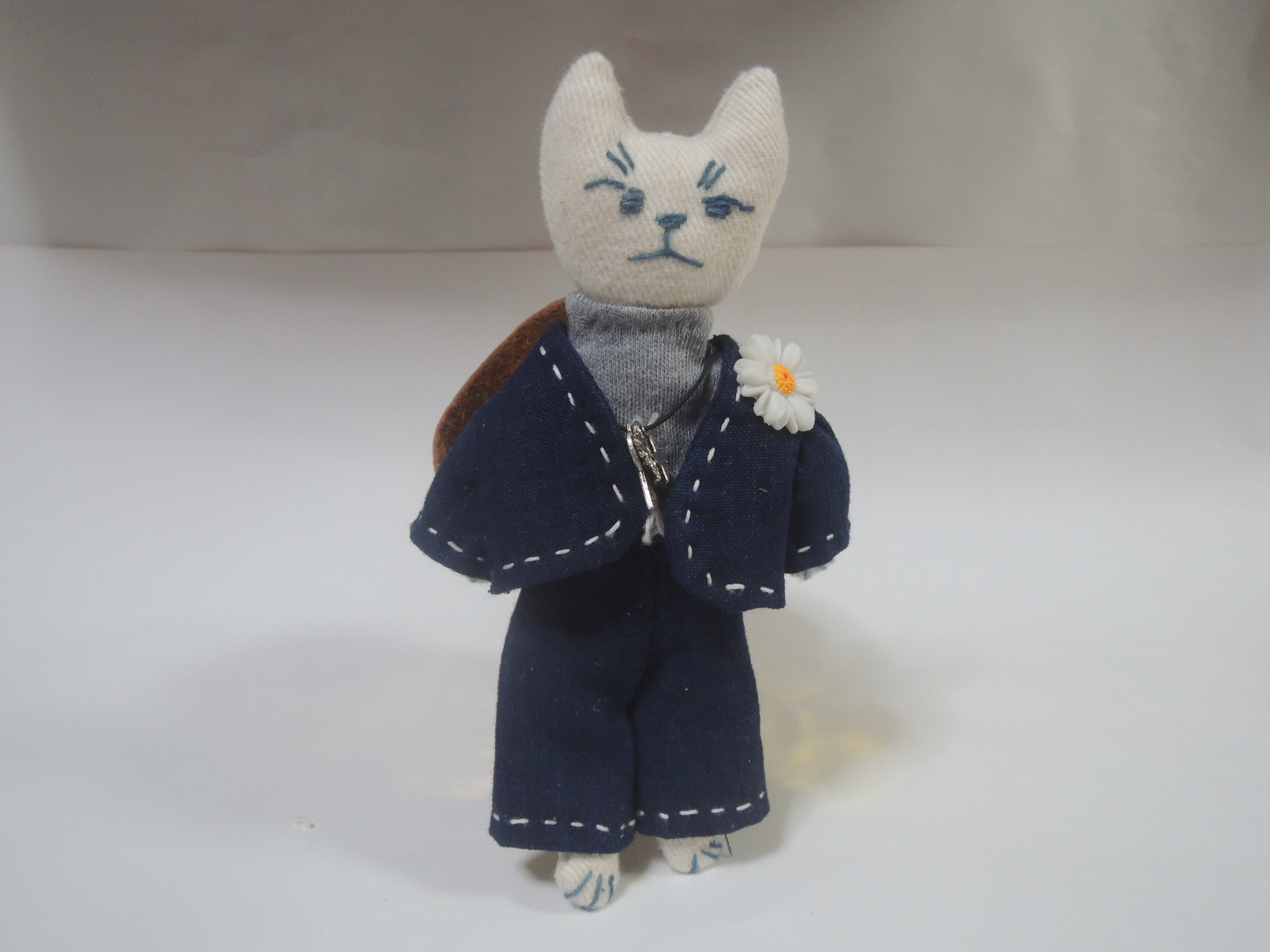 お洒落な猫のストラップ その５ Iichi ハンドメイド クラフト作品 手仕事品の通販