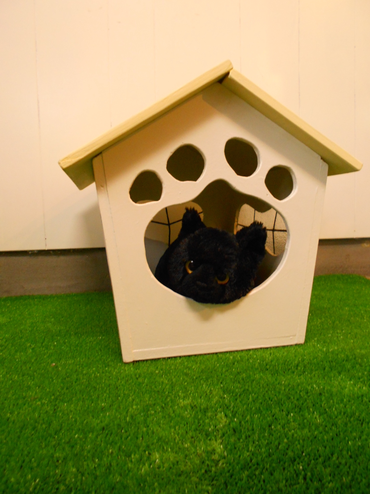 ネコ 犬ハウス 小タイプ 屋根イエロー色 2 9 Iichi ハンドメイド クラフト作品 手仕事品の通販