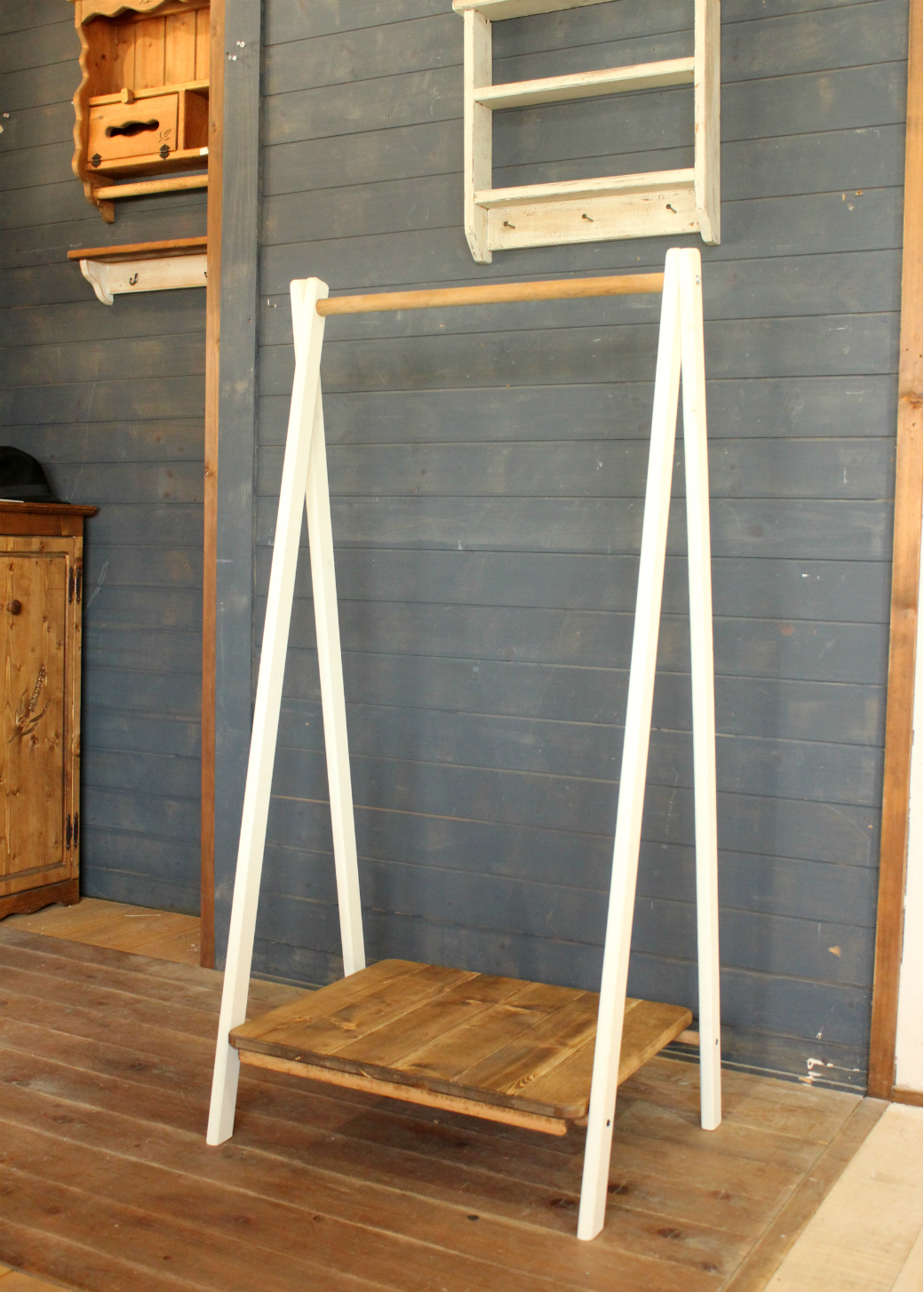 ハンガーラック アンティークホワイト キッズサイズ 子供用 Iichi ハンドメイド クラフト作品 手仕事品の通販