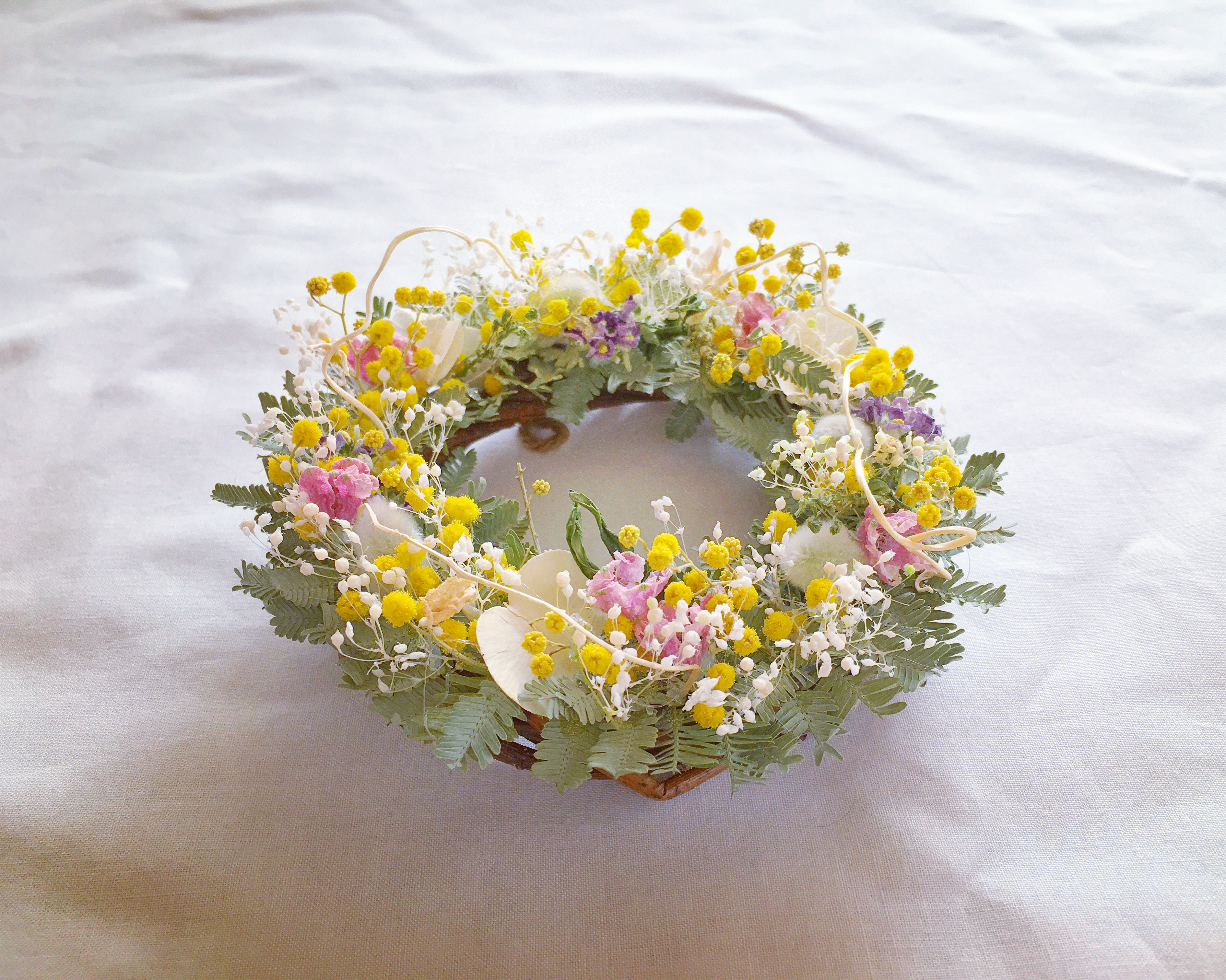 ミモザのミニリース ラッピングは別途ご購入お願いします Iichi ハンドメイド クラフト作品 手仕事品の通販