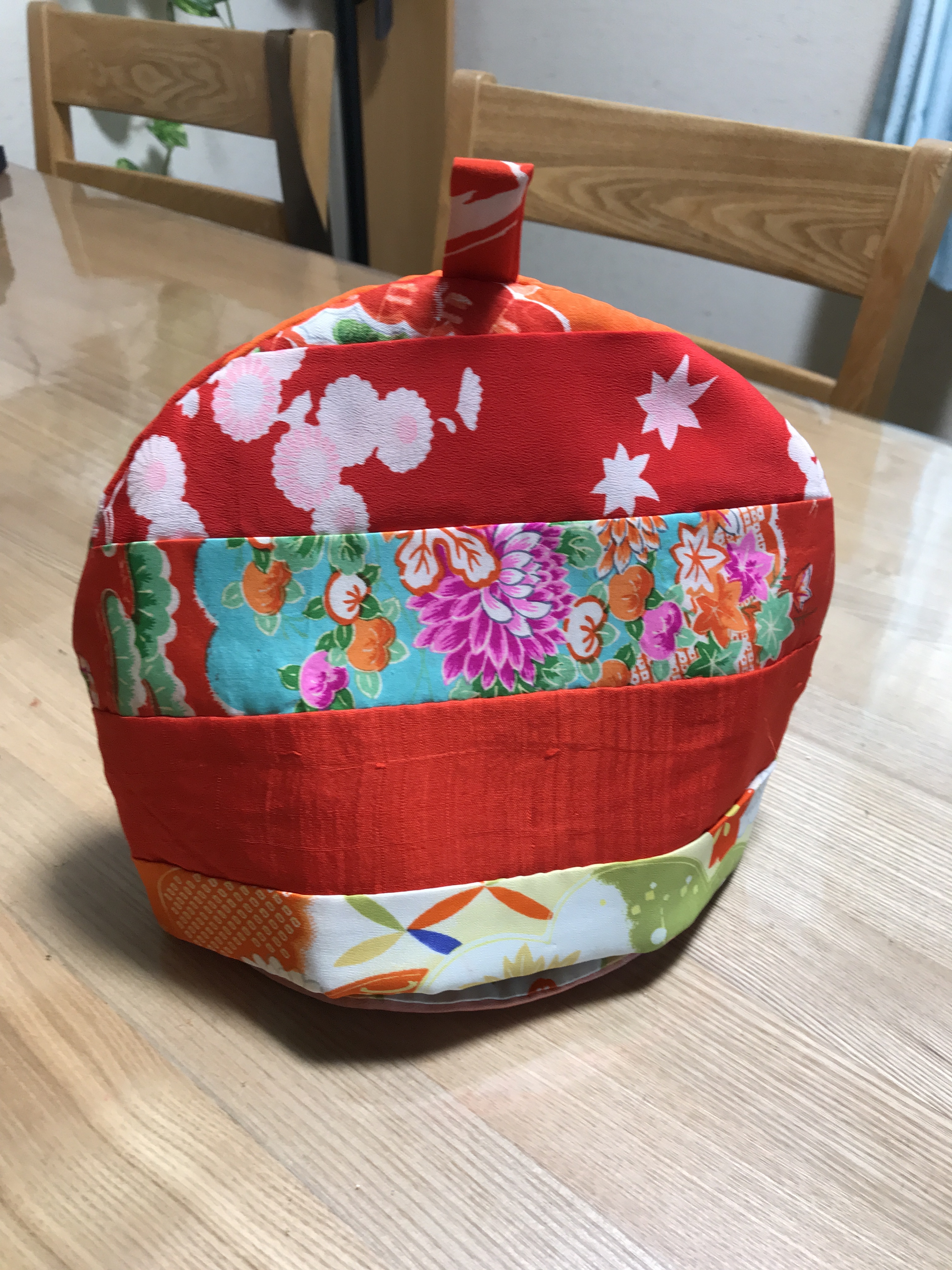 セール ヴィンテージ着物の茶帽子 ベィビーレッドが並んだ並んだ Iichi ハンドメイド クラフト作品 手仕事品の通販 セール ヴィンテージ着物の茶帽子 ベィビーレッドが並んだ並んだ Iichi ハンドメイド クラフト作品 手仕事品の通販