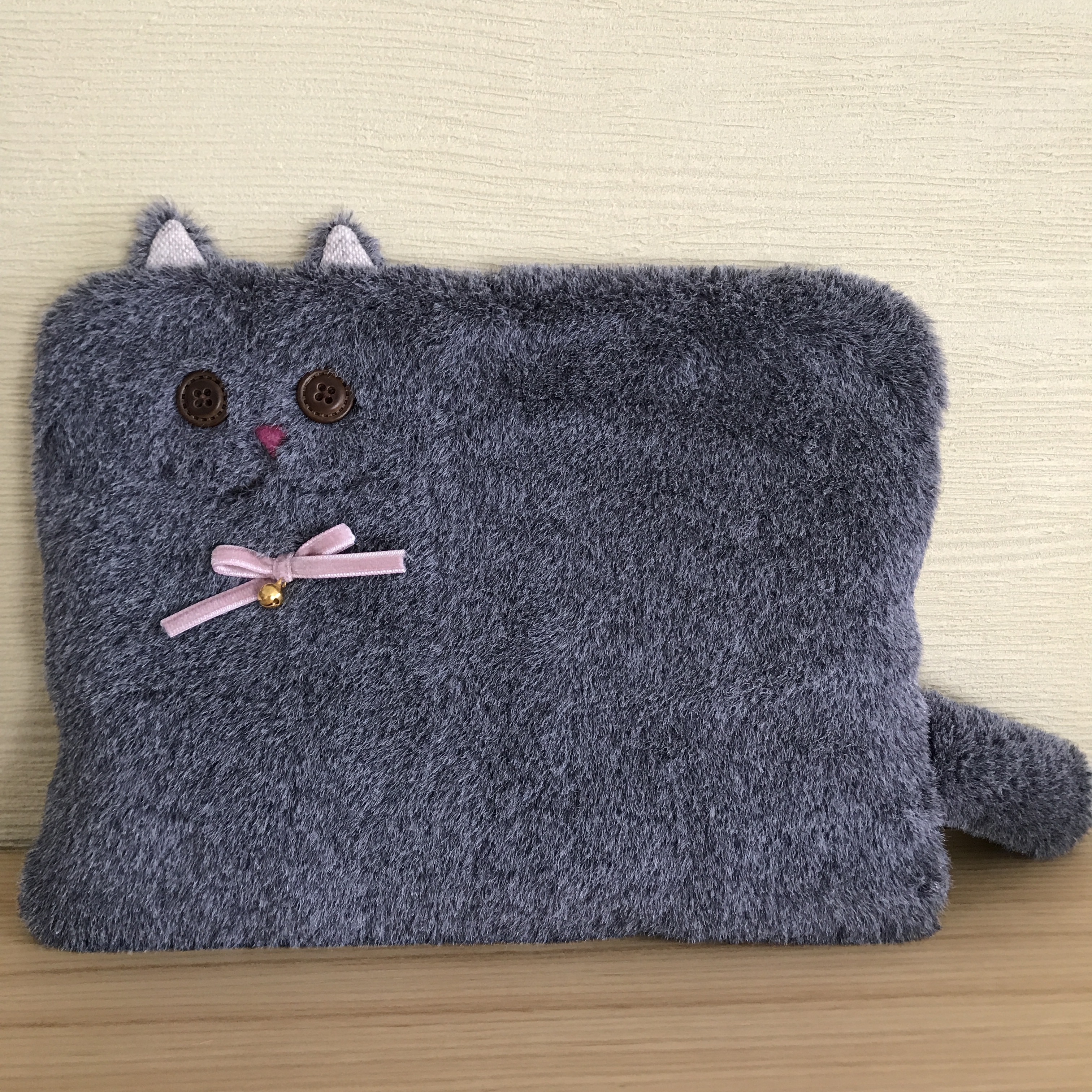 Ipadケース 猫型チャコールグレー ファー ツイード Iichi ハンドメイド クラフト作品 手仕事品の通販