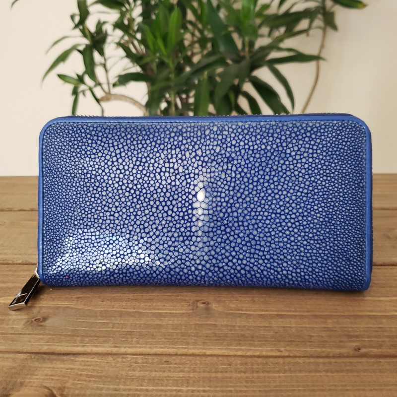 ガルーシャ エイ革 レディース メンズ財布 ラウンドファスナー ポリッシュ ブルー Iichi ハンドメイド クラフト作品 手仕事品の通販