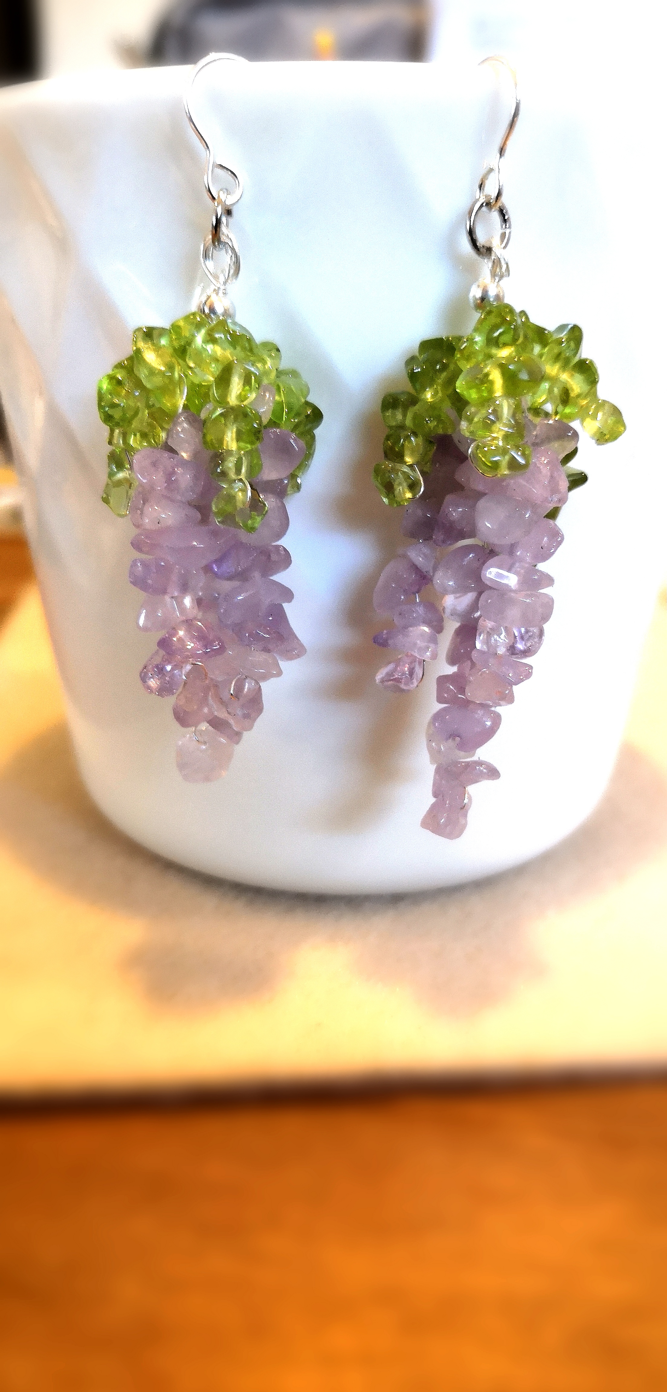藤の花の天然石ピアス イヤリング Iichi ハンドメイド クラフト作品 手仕事品の通販