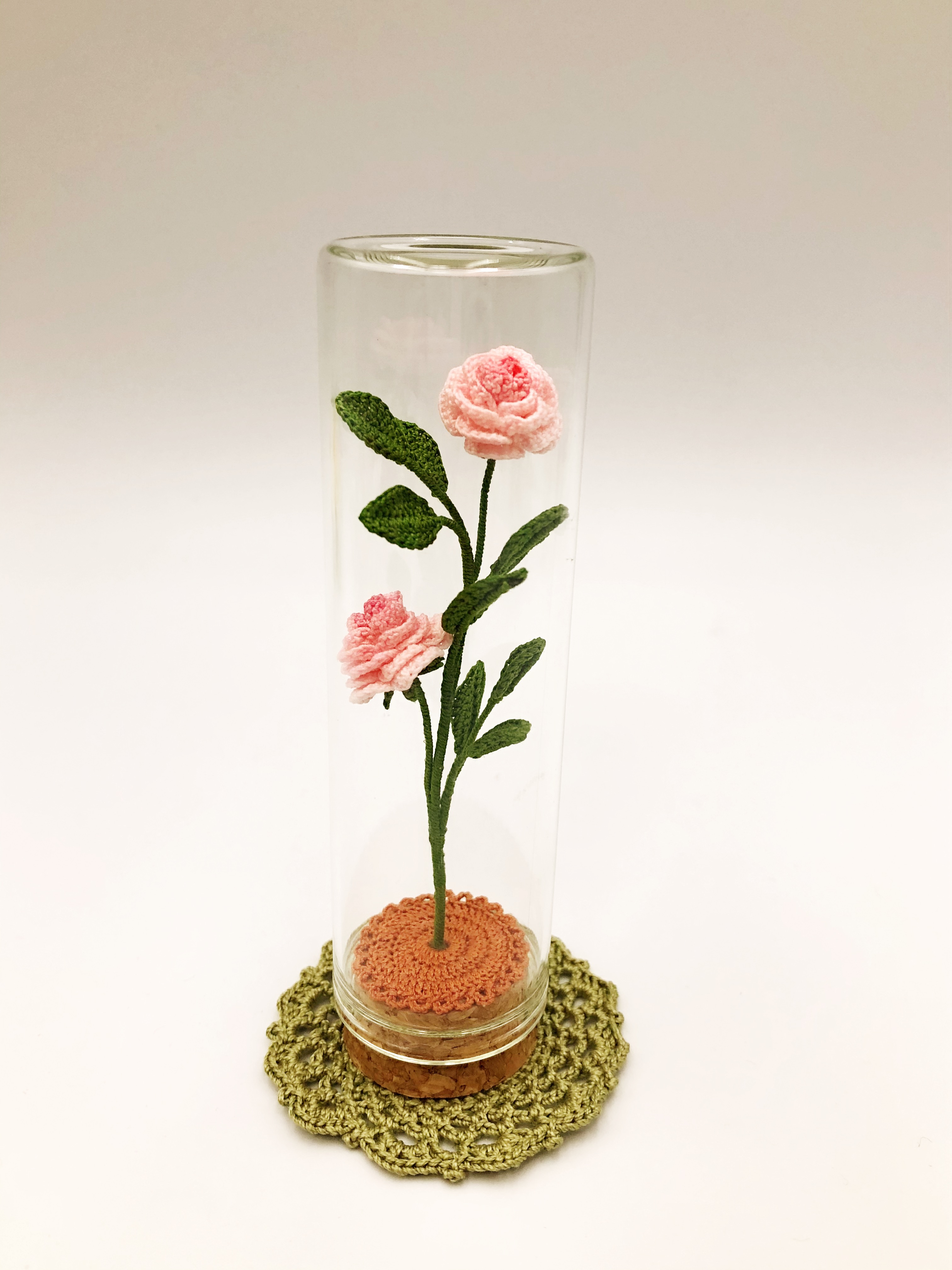 薔薇クロッシェのガラスドーム ミニドイリーのおざぶ付き Iichi ハンドメイド クラフト作品 手仕事品の通販