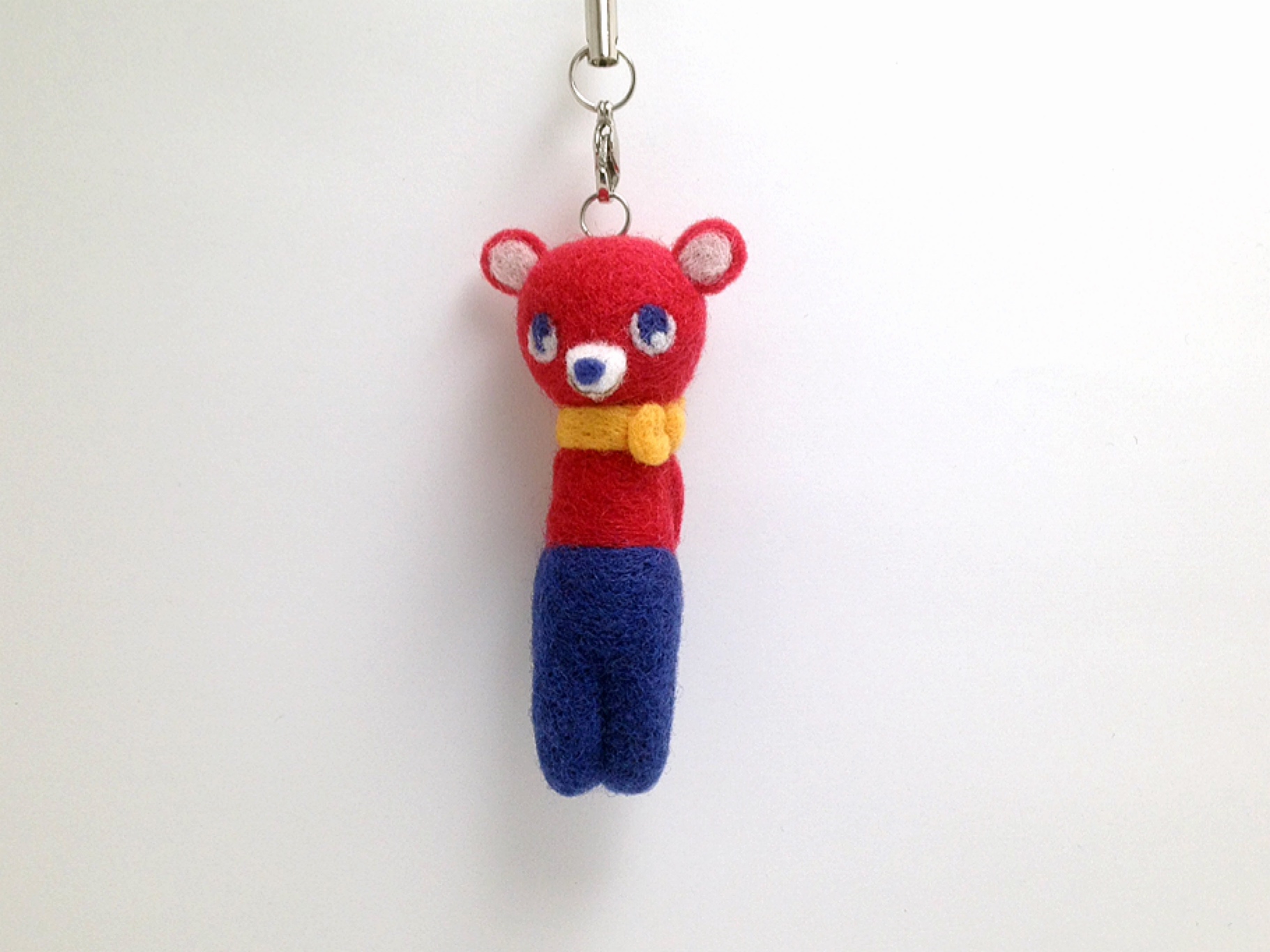 赤いクマの子ストラップ Iichi ハンドメイド クラフト作品 手仕事品の通販