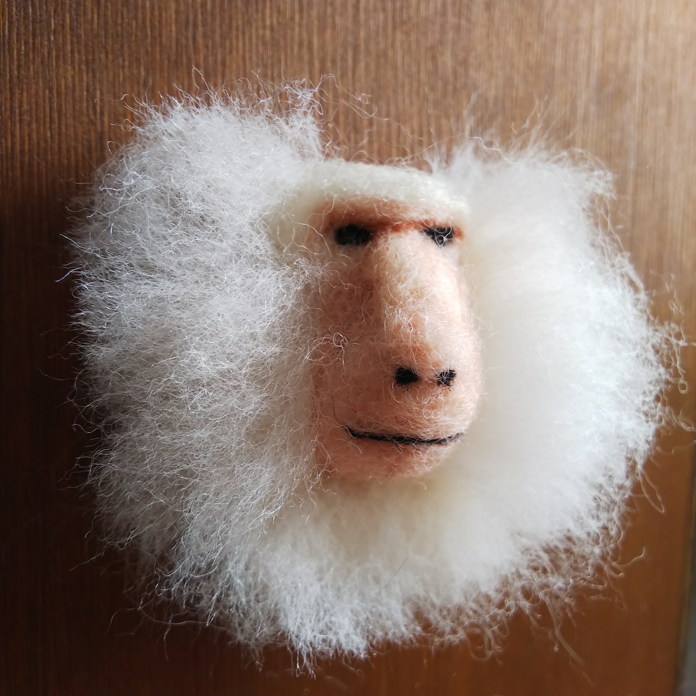 マントヒヒの顔ブローチ Iichi ハンドメイド クラフト作品 手仕事品の通販