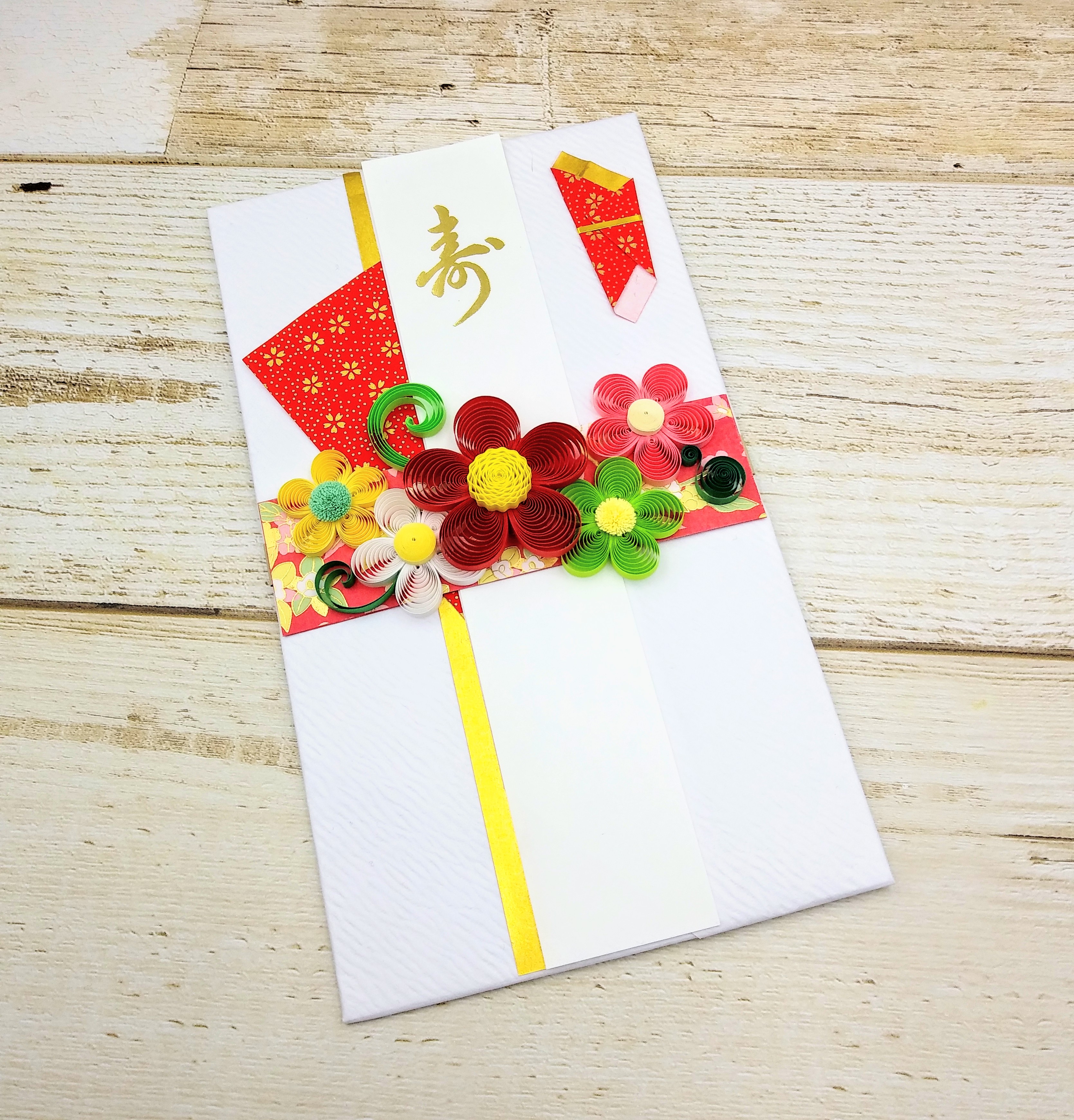 クイリングのお花がお洒落 ご祝儀袋 赤 Iichi ハンドメイド クラフト作品 手仕事品の通販