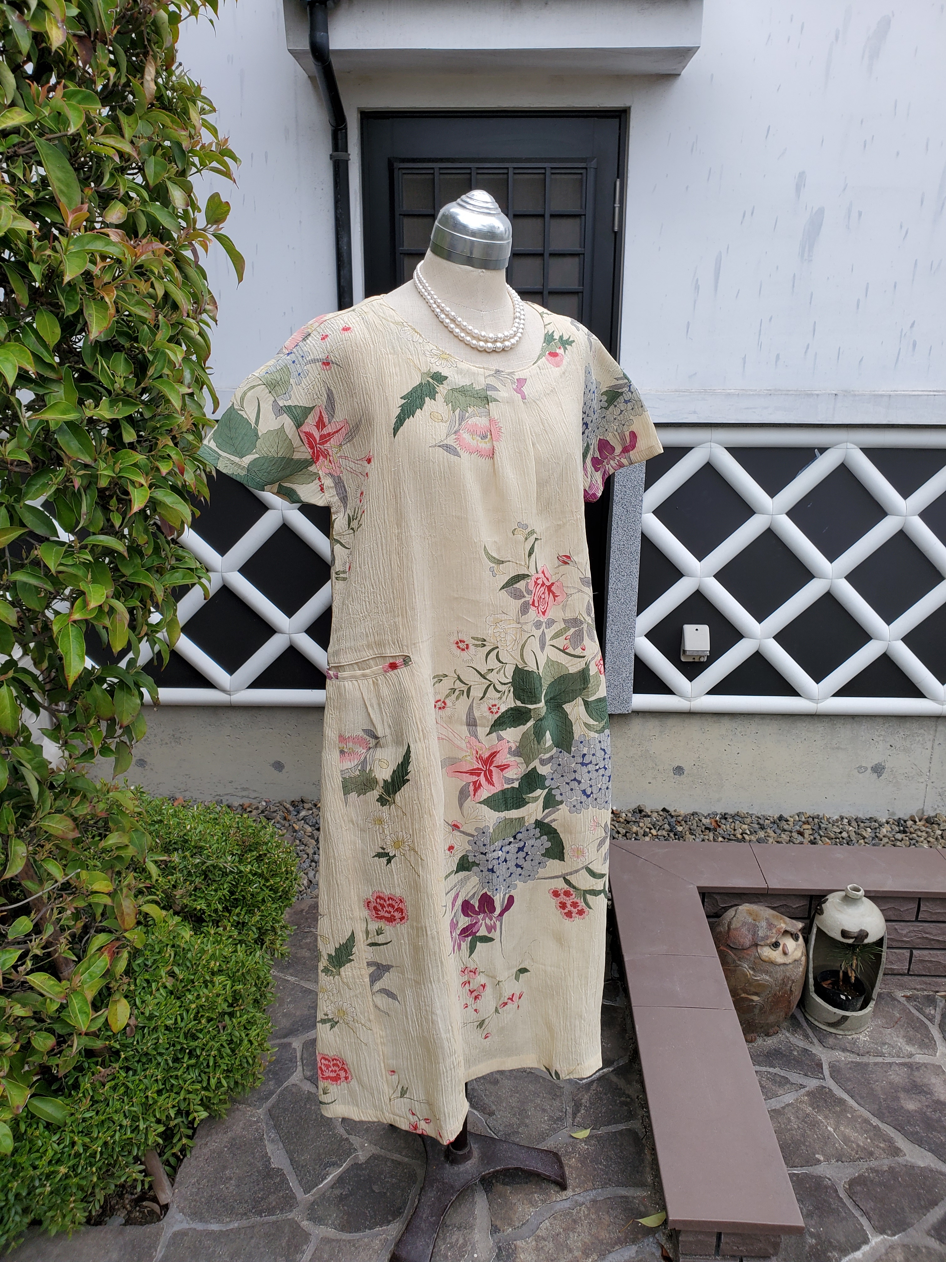 さらに値下げ 振袖 着物リメイク ワンピース 和柄 エンジ 赤花 ボリューム袖 ハンドメイド 美しい Www Proviaggiarchitettura Com