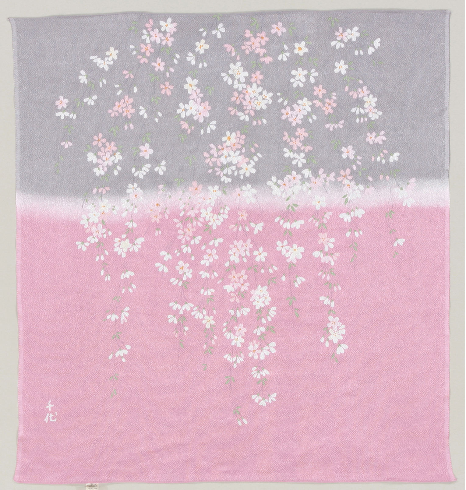 風呂敷 ふろしき 弁当箱包み 宇野千代 さくら 桜柄 紅枝垂れ桜 紅しだれ桜 銀ネズ レーヨン100 68cm幅 春贈答品 Iichi ハンドメイド クラフト作品 手仕事品の通販