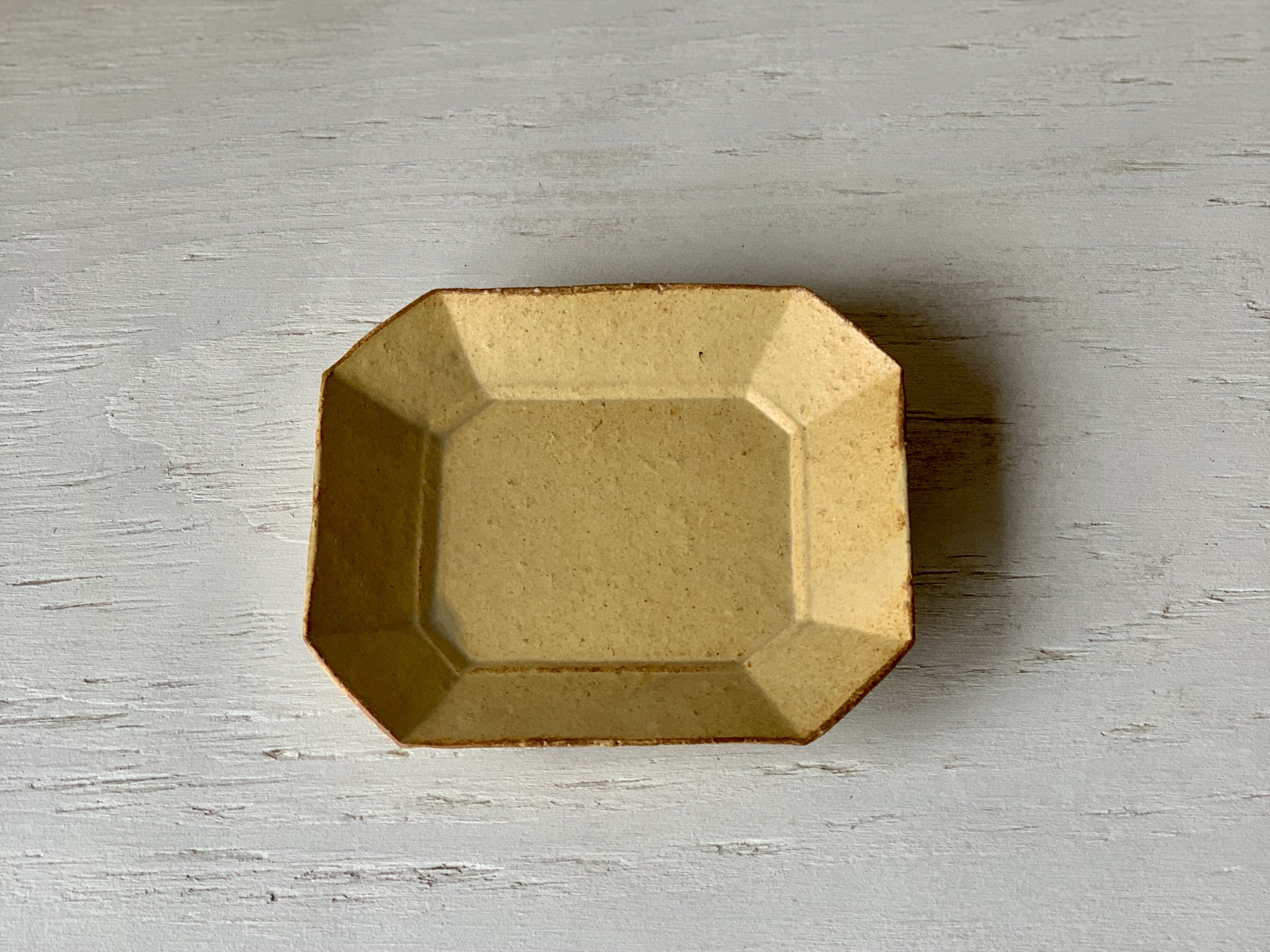 梔子 くちなし 色釉 八角プレート 小 Iichi ハンドメイド クラフト作品 手仕事品の通販 梔子 くちなし 色釉 八角プレート 小 Iichi ハンドメイド クラフト作品 手仕事品の通販