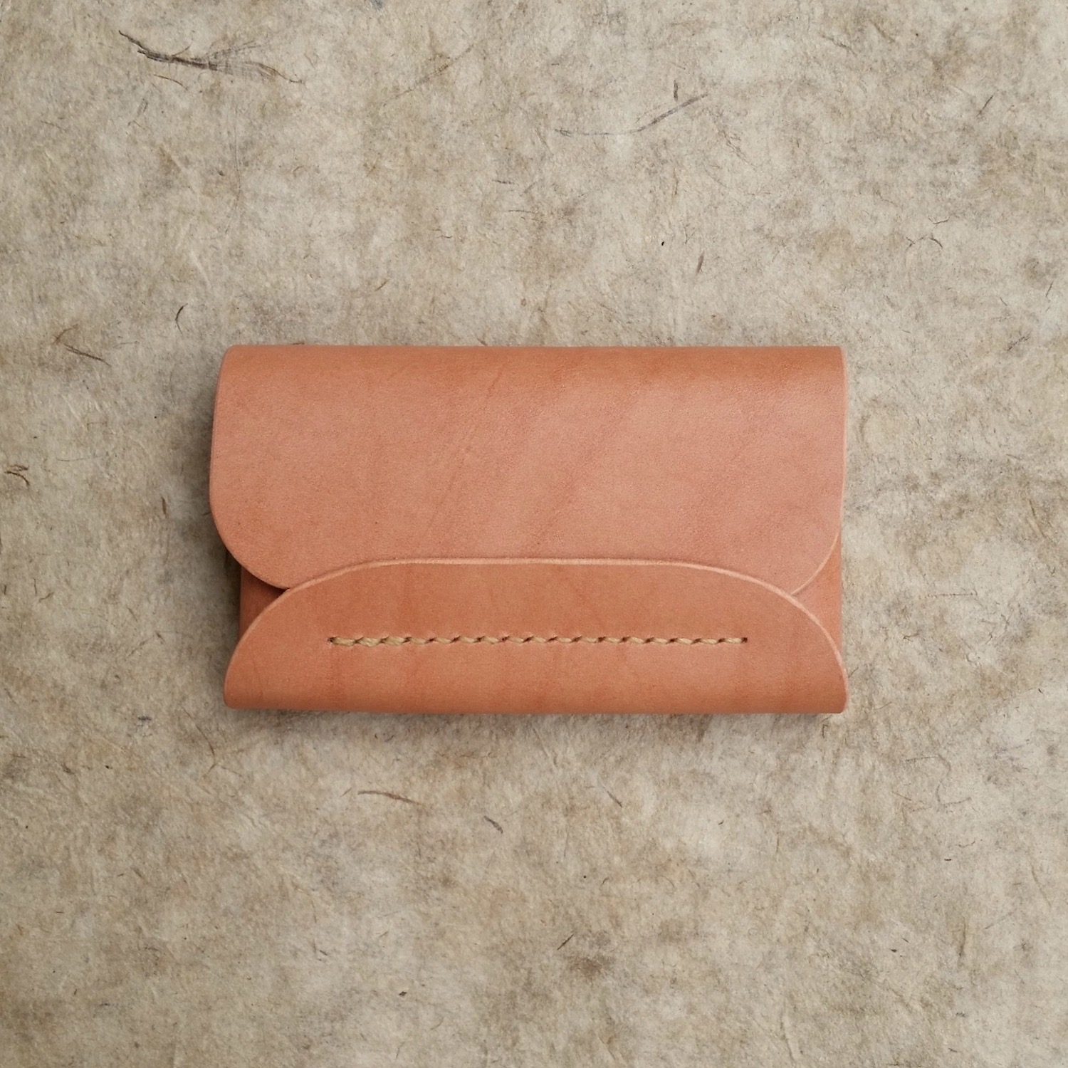 ピンク イタリアンレザーの名刺入れ Iichi ハンドメイド クラフト作品 手仕事品の通販
