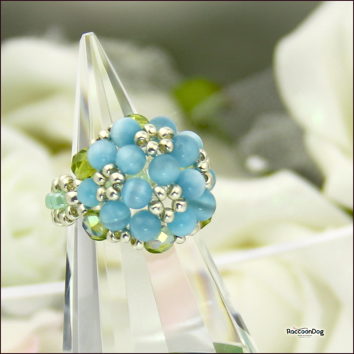 こんもりアクアマリン色の紫陽花リング キャッツアイ チェコビーズ ビーズリング ビーズアクセサリー Iichi ハンドメイド クラフト作品 手仕事品の通販