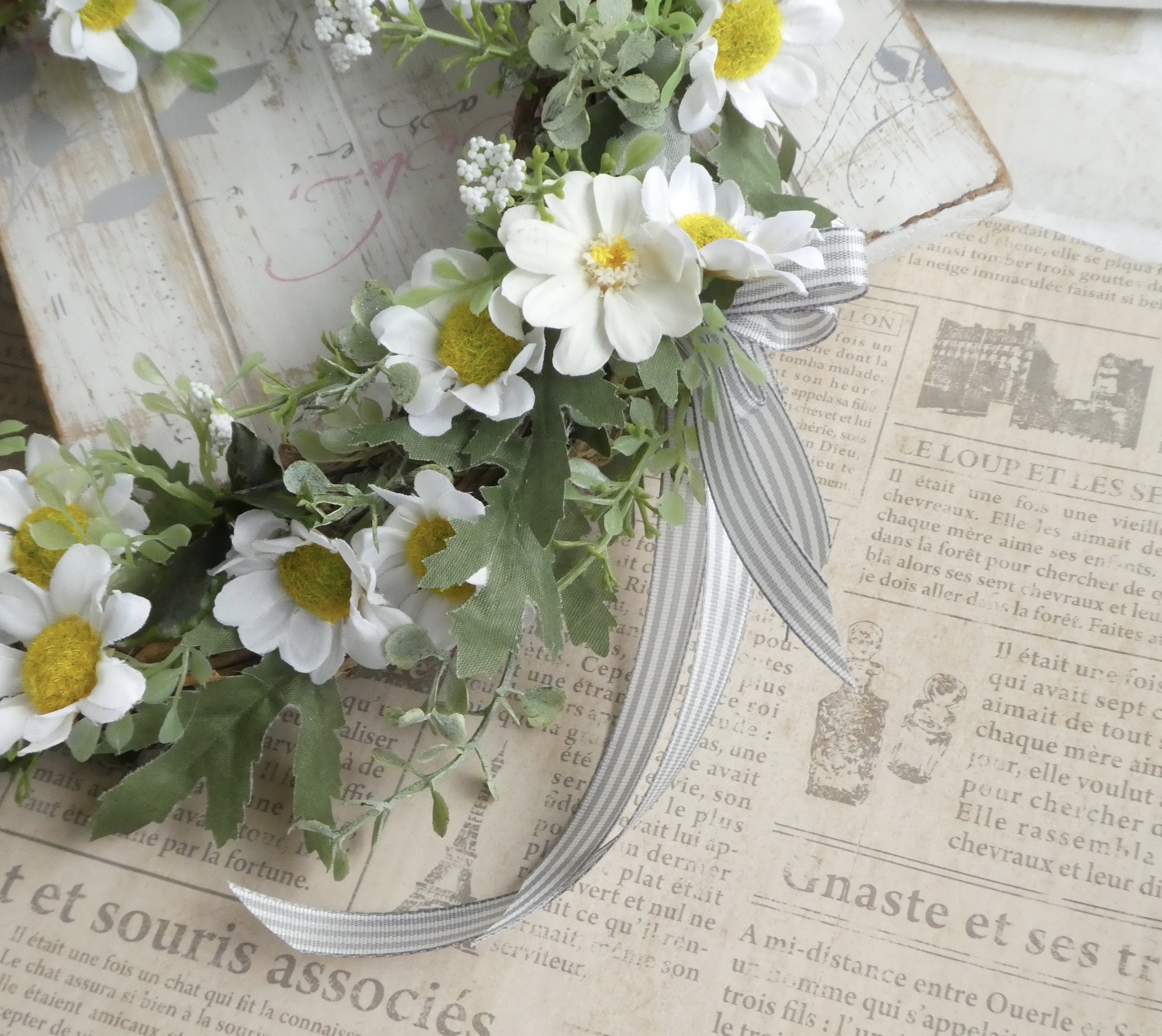 母の日に 白い小花のリース Iichi ハンドメイド クラフト作品 手仕事品の通販