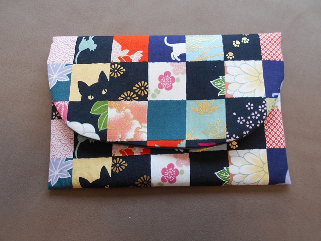 ふんわりかわいい御朱印帳ケース 猫市松 赤 Iichi ハンドメイド クラフト作品 手仕事品の通販