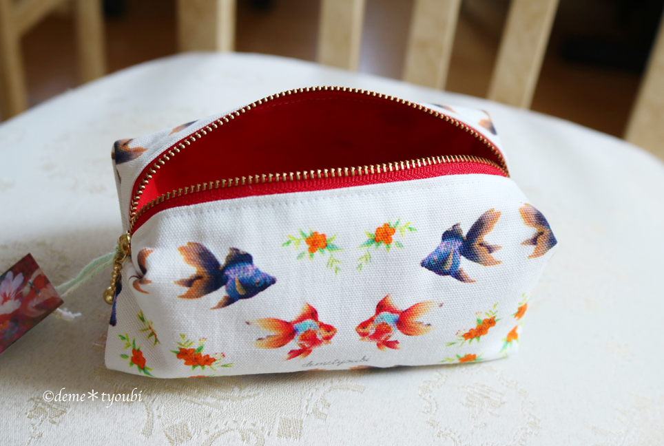 金魚のポーチ 夏 金魚 羊毛フェルト アクアリウム 母の日 プレゼント インテリア アート Iichi ハンドメイド クラフト作品 手仕事品の通販