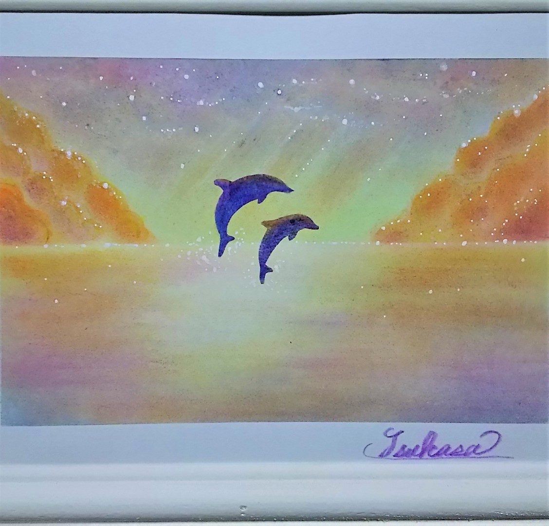 海とイルカのパステルアート 朝靄に輝くイルカの親子 Iichi ハンドメイド クラフト作品 手仕事品の通販